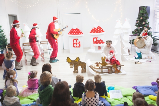 Проект «Института театра» БэбиЛаб «Играем в Деда Мороза».  Маленькая история