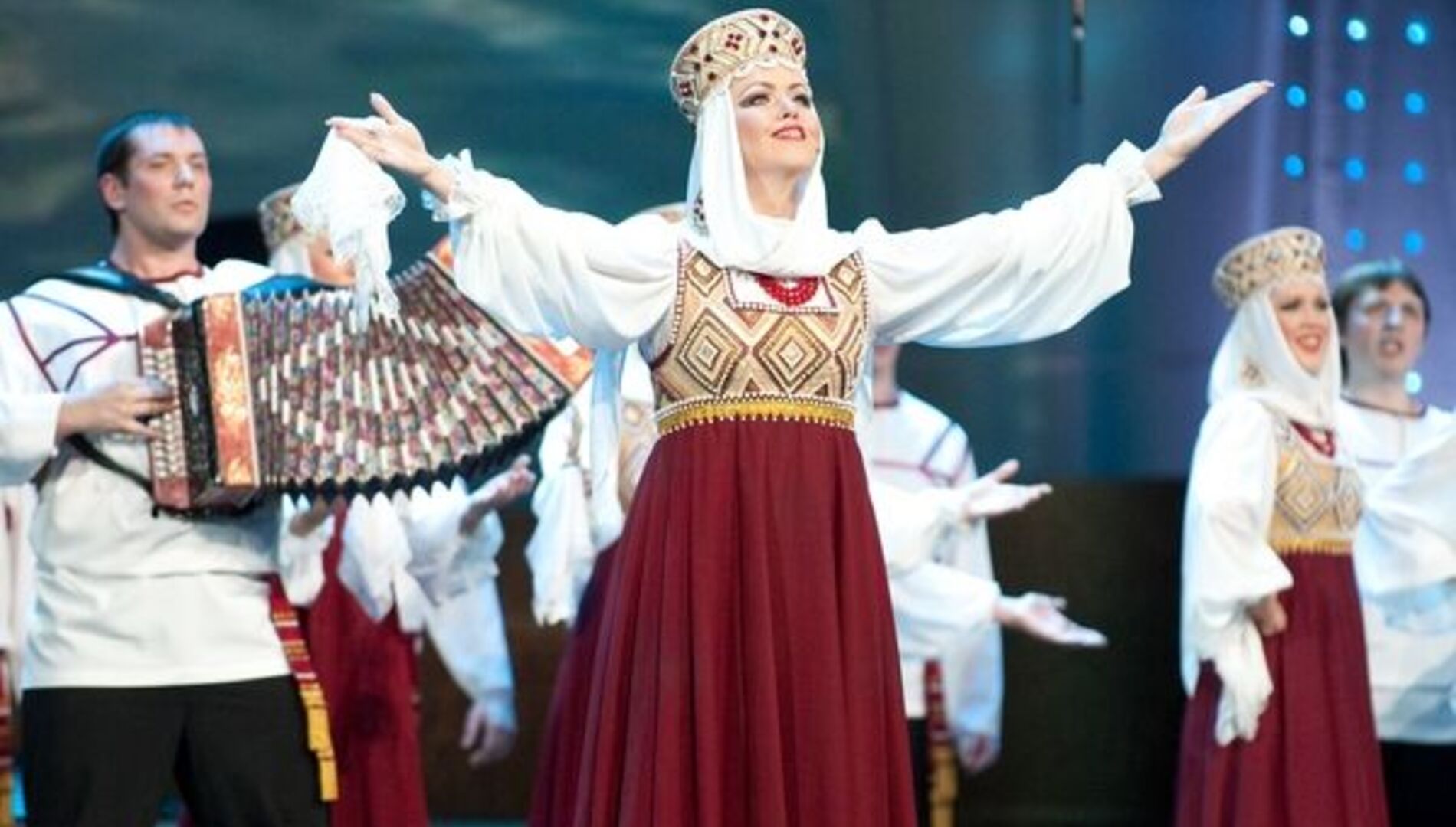 «И светла от берёз Россия».
Государственный академический
русский народный хор
имени М. Е. Пятницкого