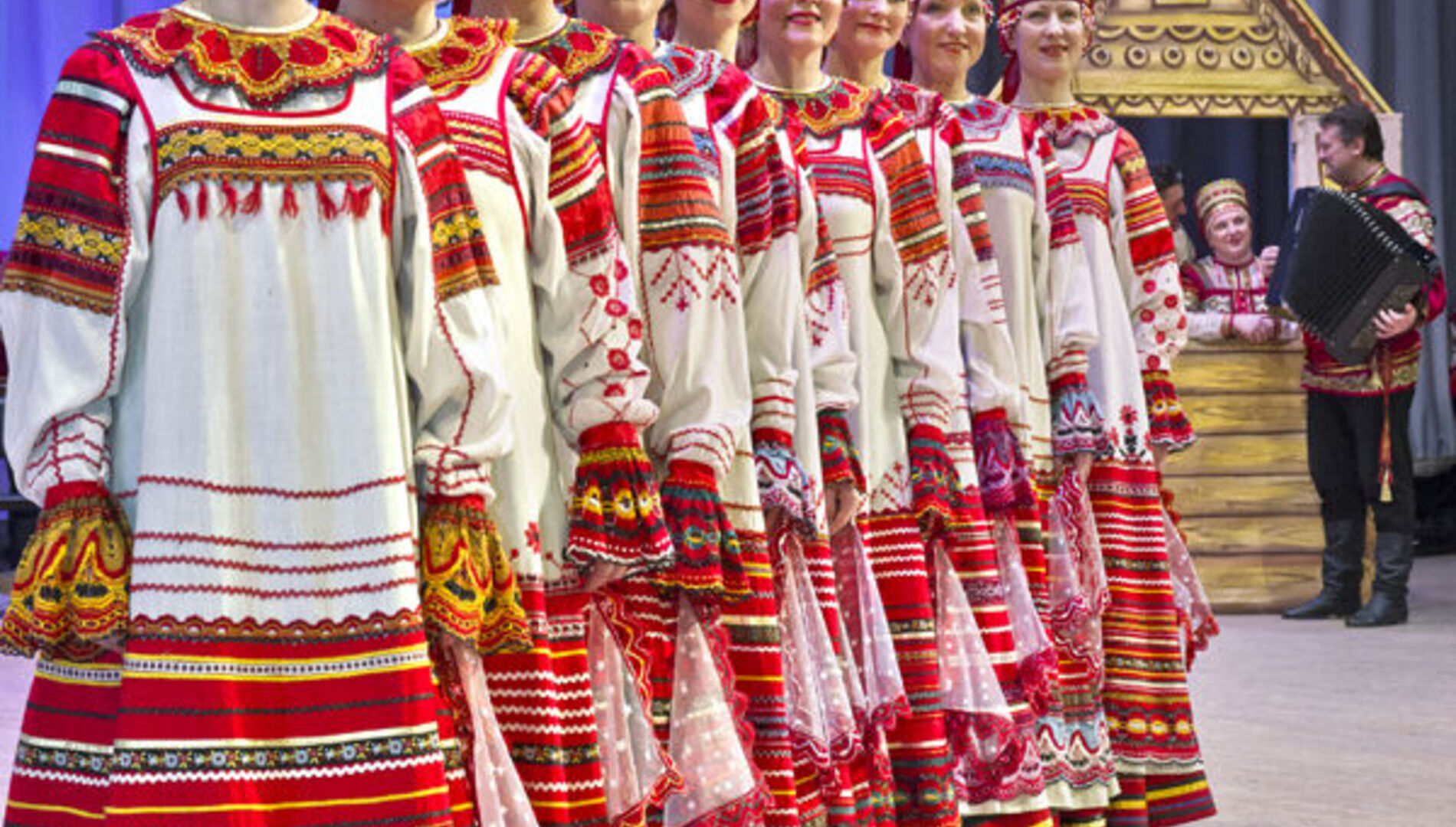 Рязанский русский народный
хор имени Е. Попова
70-летие коллектива