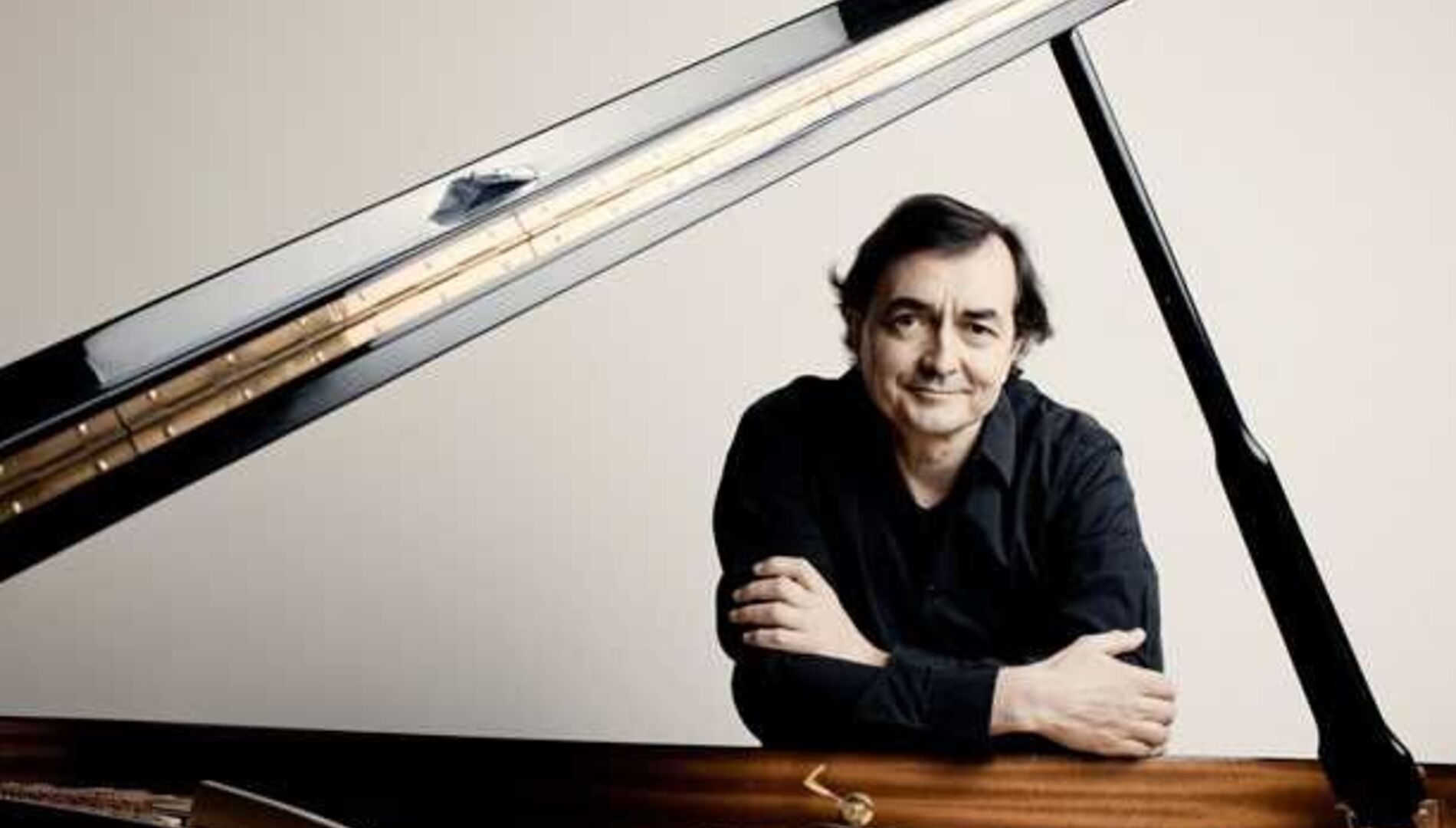 Пьер-Лоран Эмар,
Национальный филармонический
оркестр России, Михаил Гертс