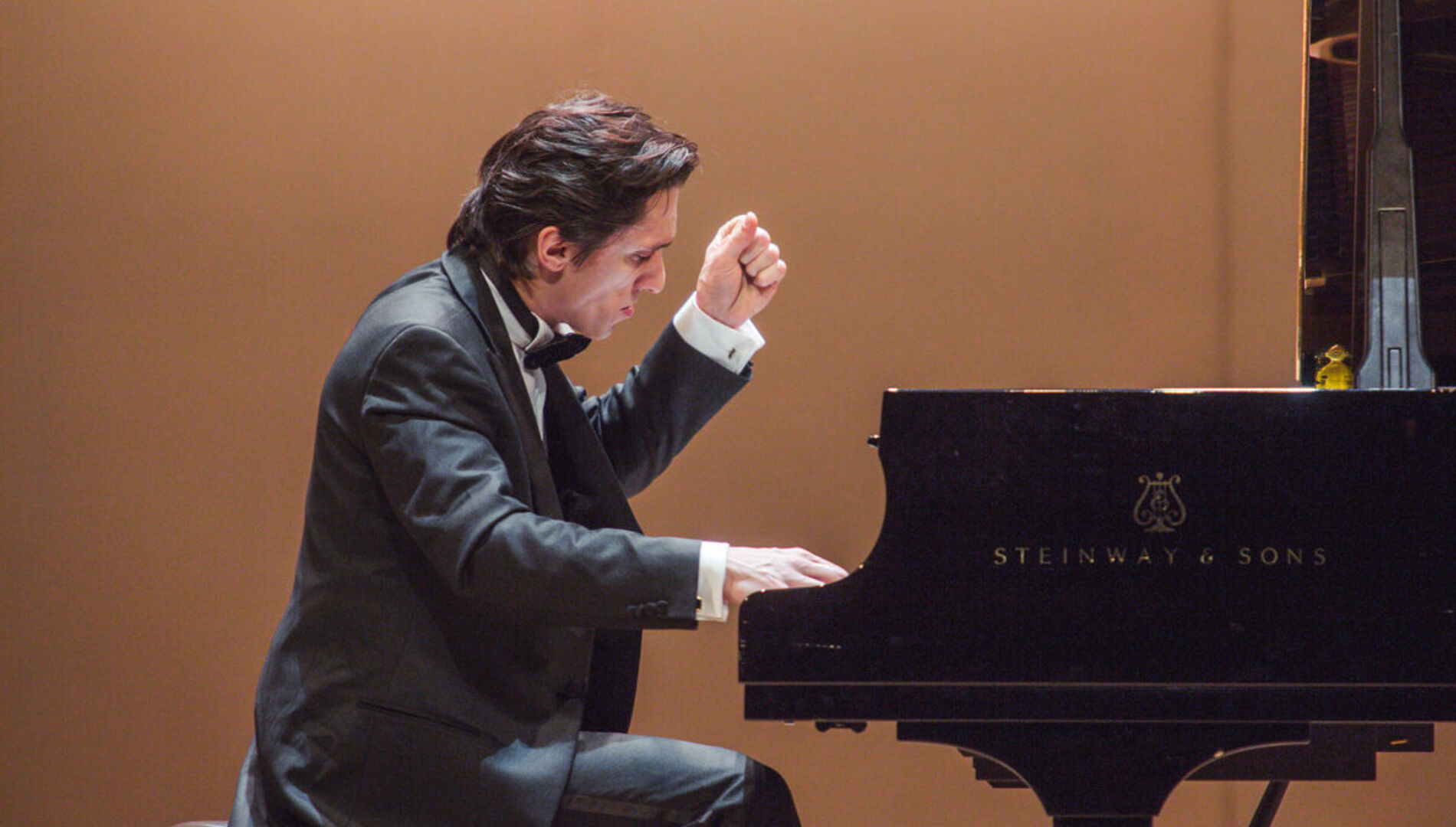 Александр Романовский. Сольный концерт.
Шуман, Мусоргский