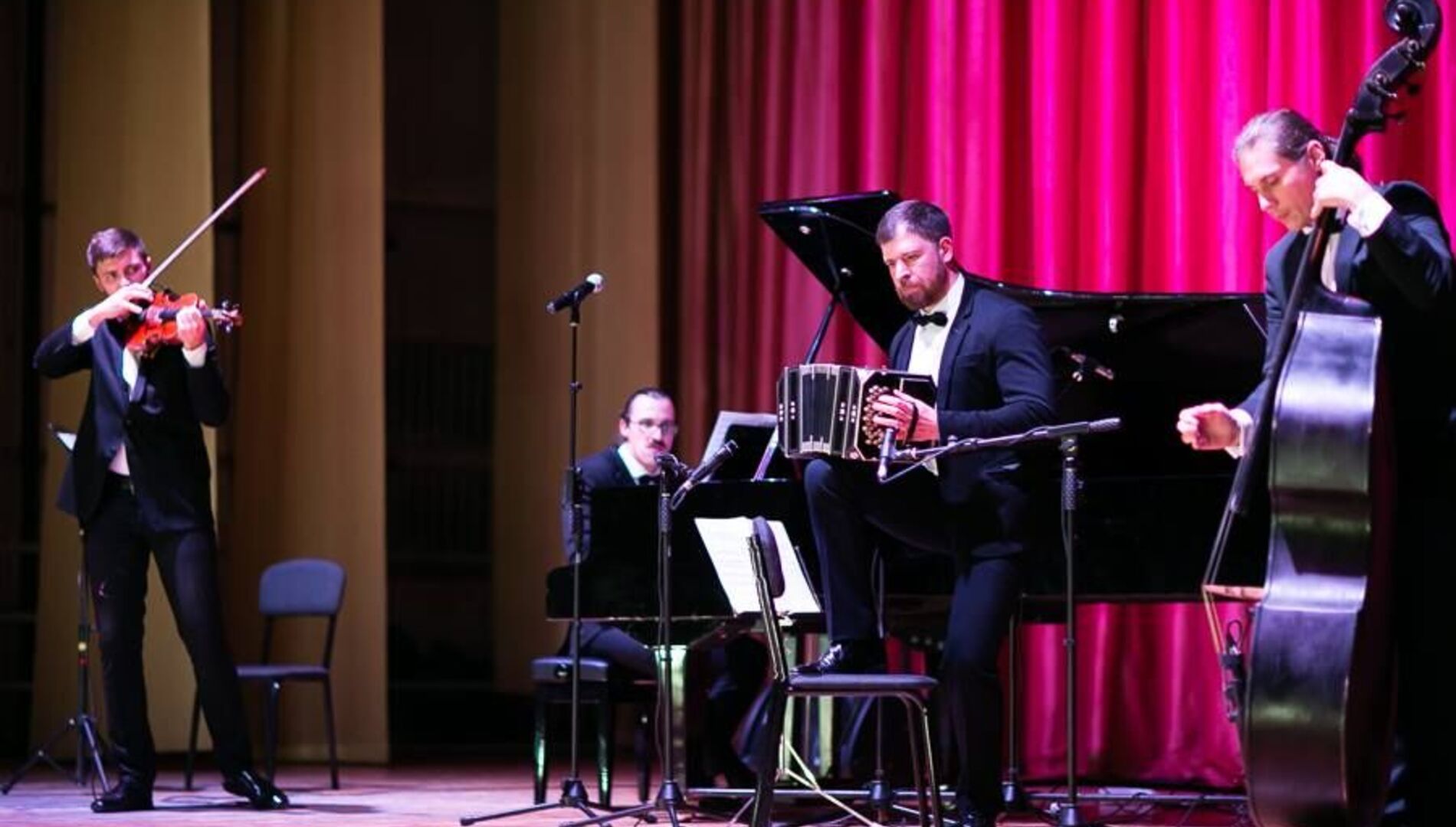 «Времена года»