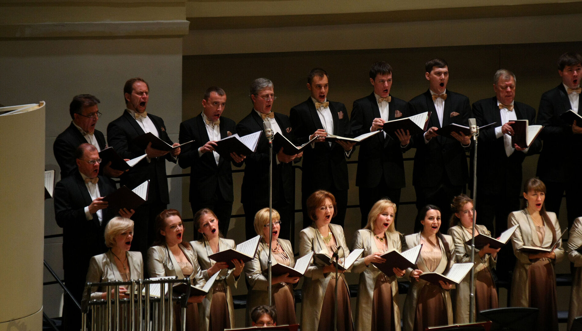 Посвящение В. А. Моцарту
(к 260-летию со дня рождения)