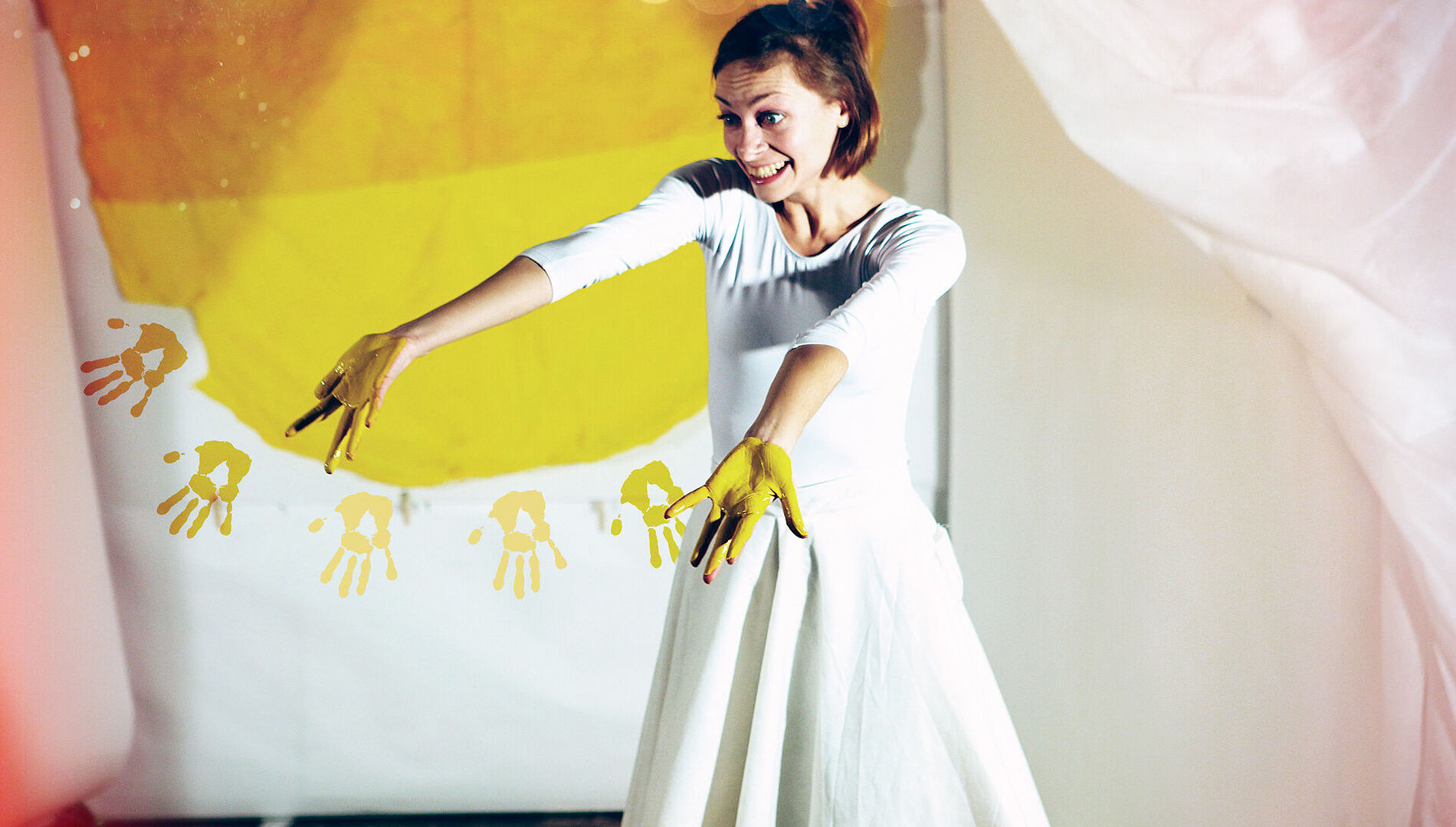 Первый Международный
фестиваль бэби-спектаклей «Кукуся».
«Приключения кисточки».