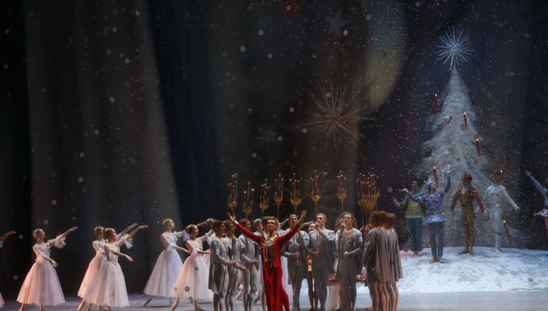 Прямая трансляция 
из Большого театра России
Чайковский. «Щелкунчик»