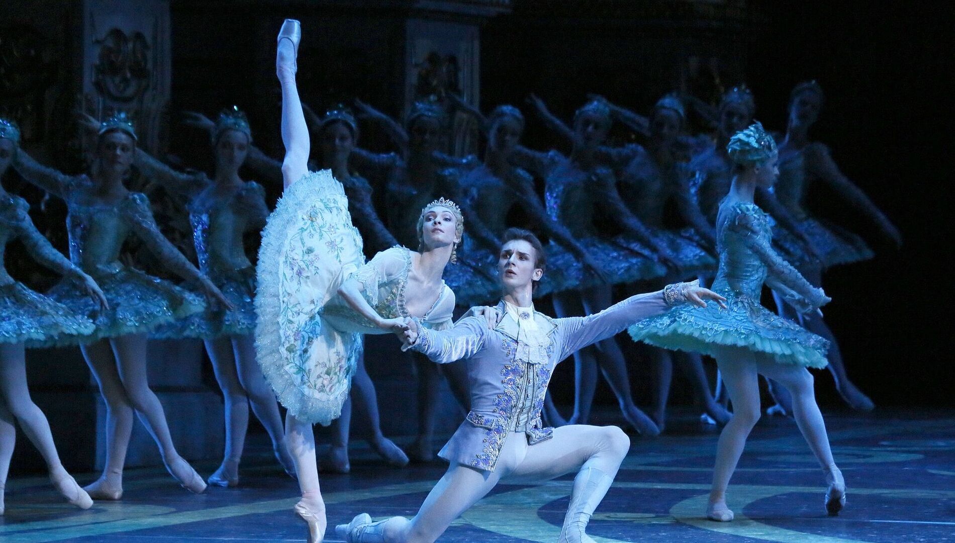 Ольга Смирнова и Семён Чудин
в балете Петра Ильича Чайковского
«Спящая красавица»