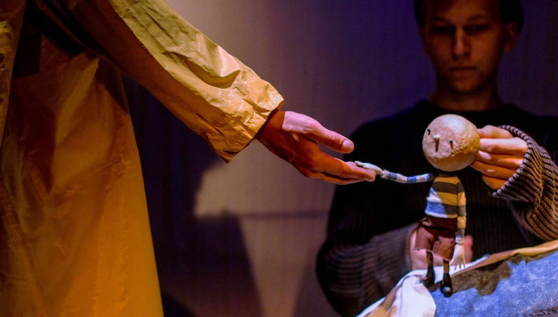 День, когда я встретил кита
Кукольный спектакль