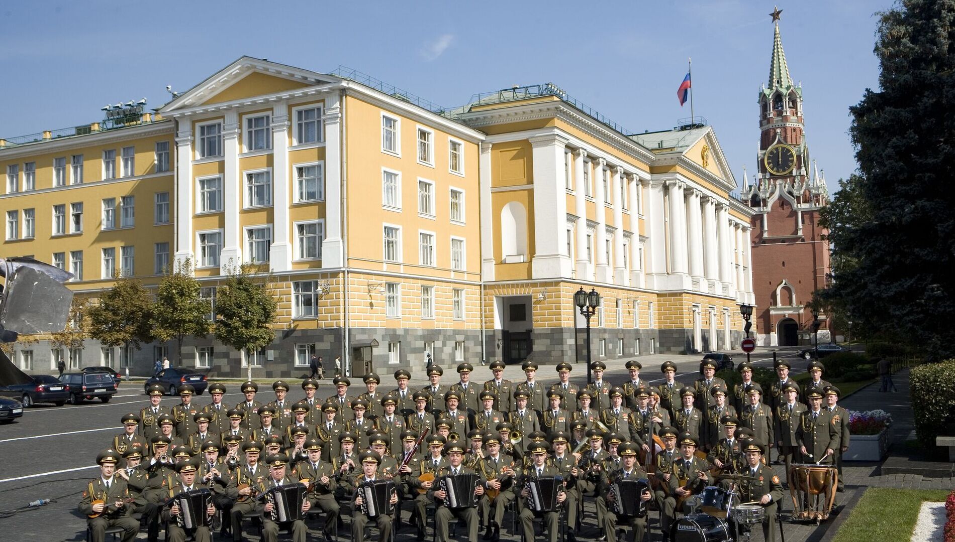 Академический ансамбль песни и пляски
имени А.В. Александрова