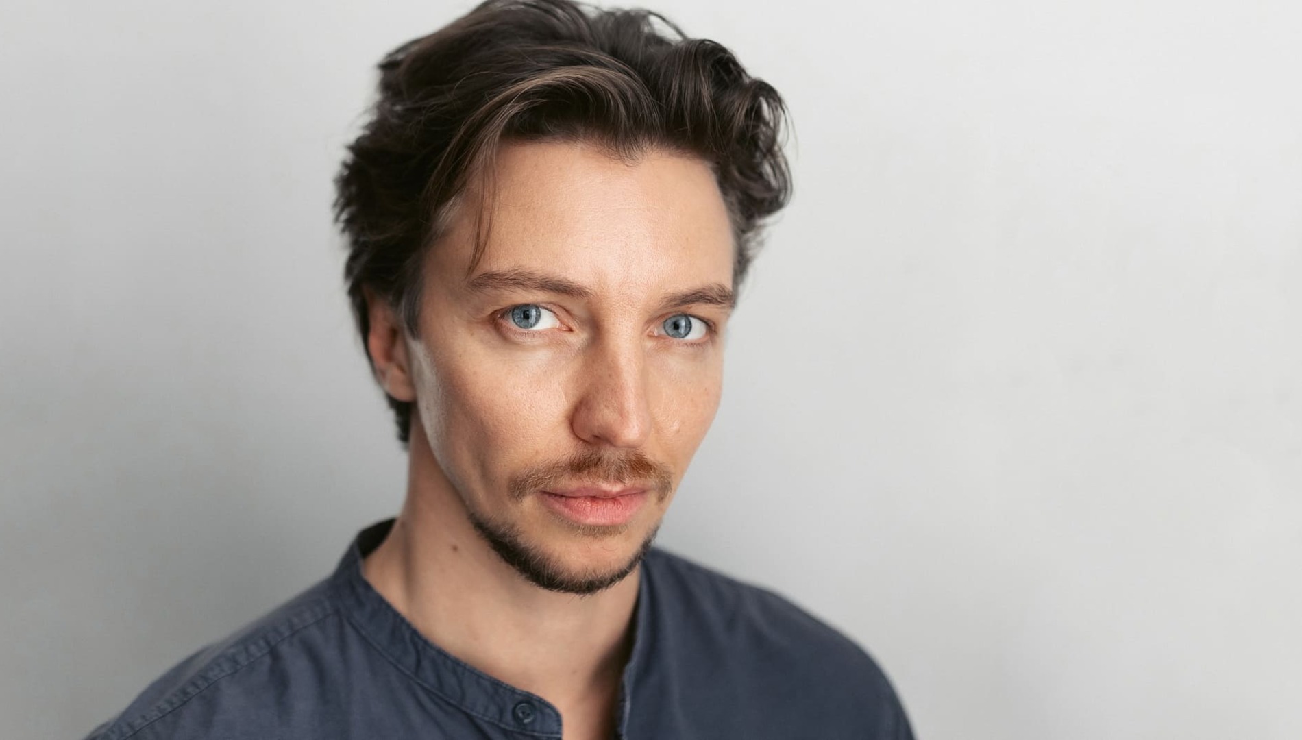 Владимир Маяковский – Сергей Есенин:
«А вы ноктюрн сыграть могли бы?»