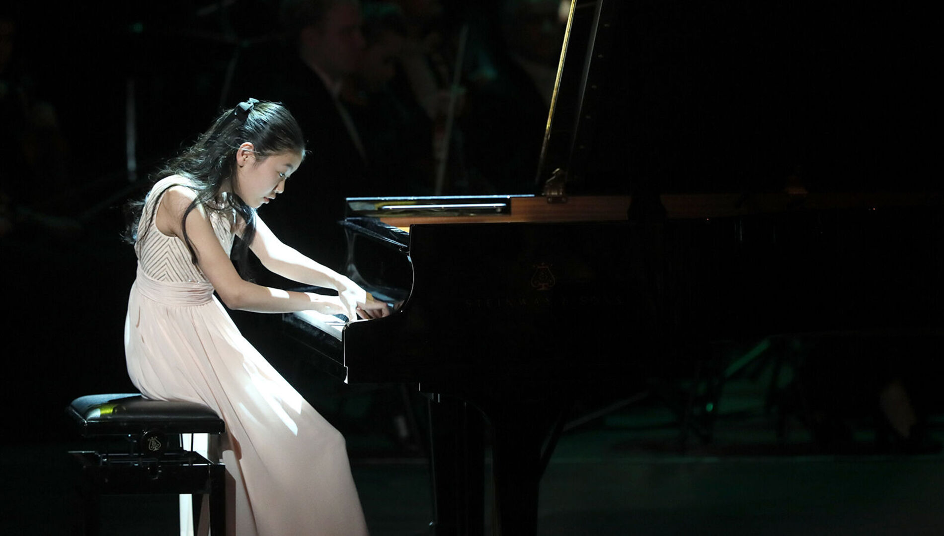 Национальный филармонический
оркестр России, Владимир Спиваков, Шио Окуи