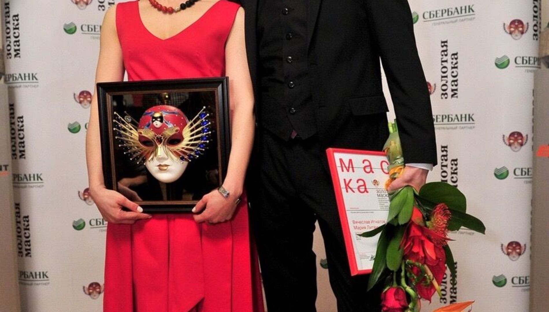 Фестиваль новогодних каникул «Ёлка».
Театр «Трикстер»
«Сказка, которая не была написана»