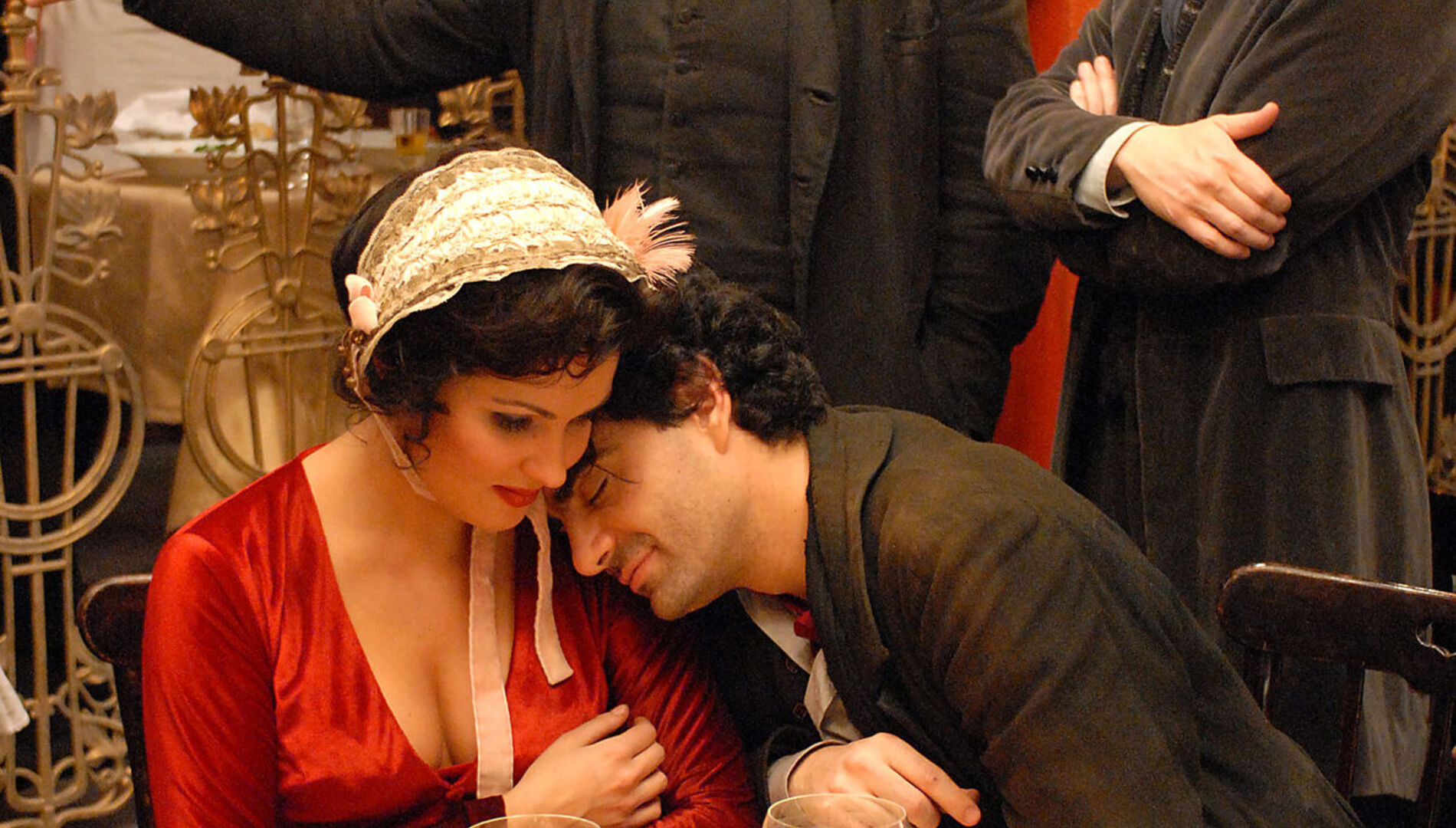 Анна Нетребко, Роландо Виллазон
в фильме-опере «Богема»