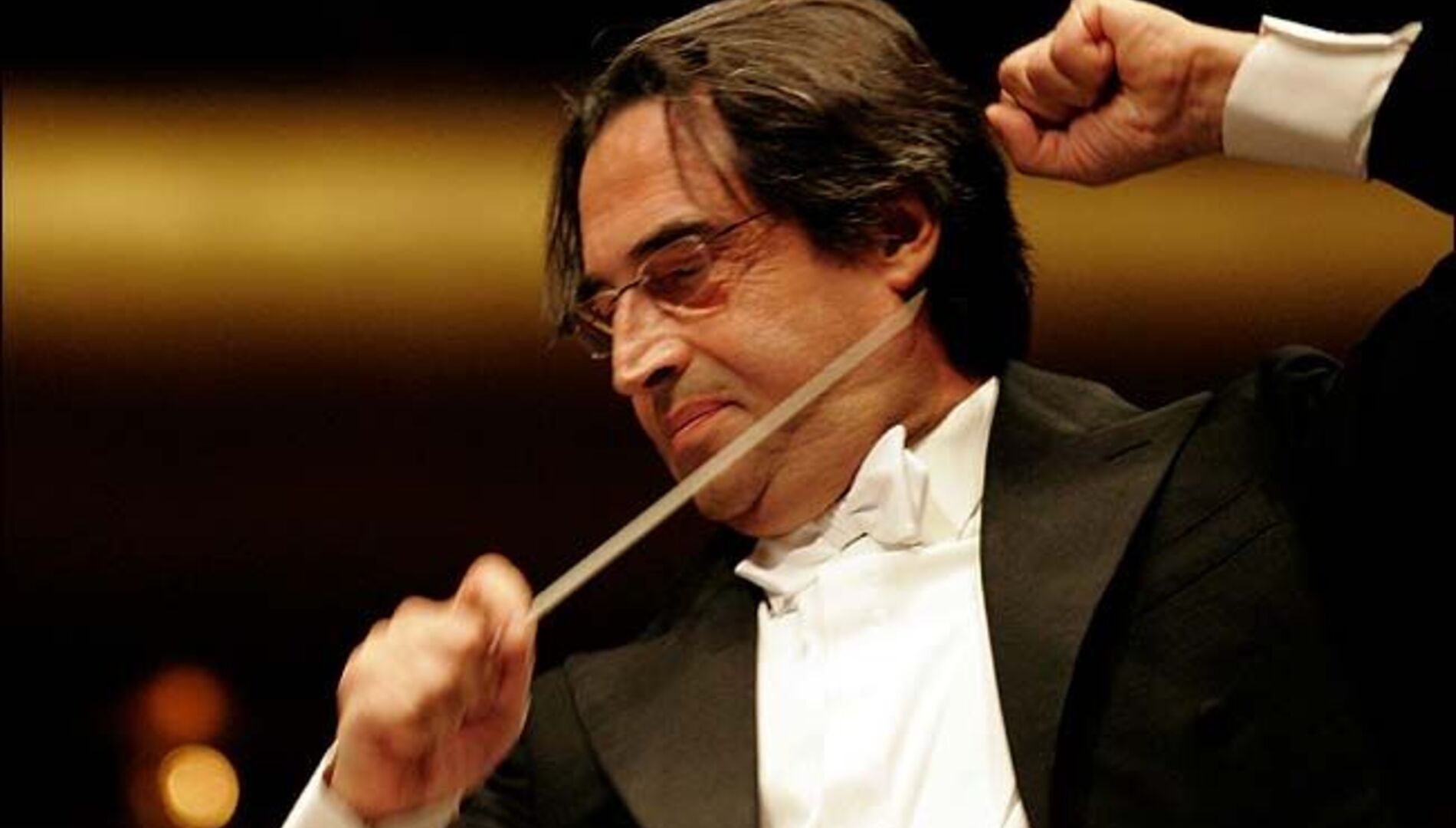 Запись концерта 
 Венского филармонического оркестра на Зальцбургском фестивале, 2015 год