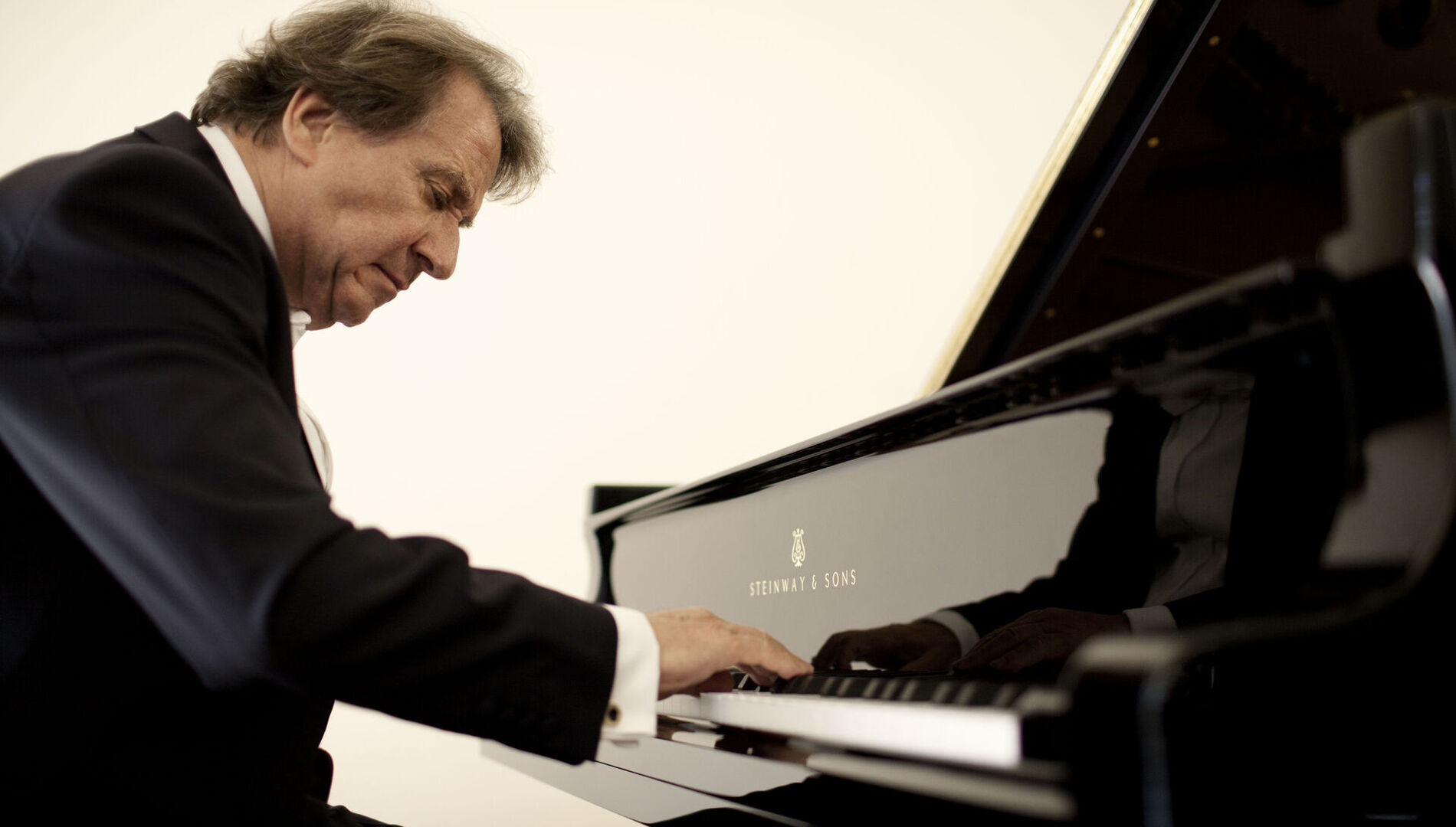 Фестиваль искусств «Русская зима».
Рудольф Бухбиндер. Сонаты Бетховена.
Концерт второй