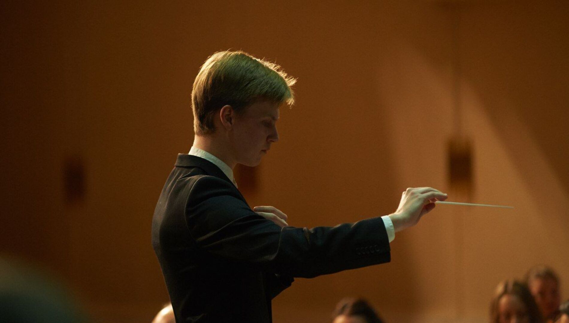 Заключительный гала-концерт
мастер-курса профессора
Юрия Симонова.
Шедевры мировой симфонической музыки