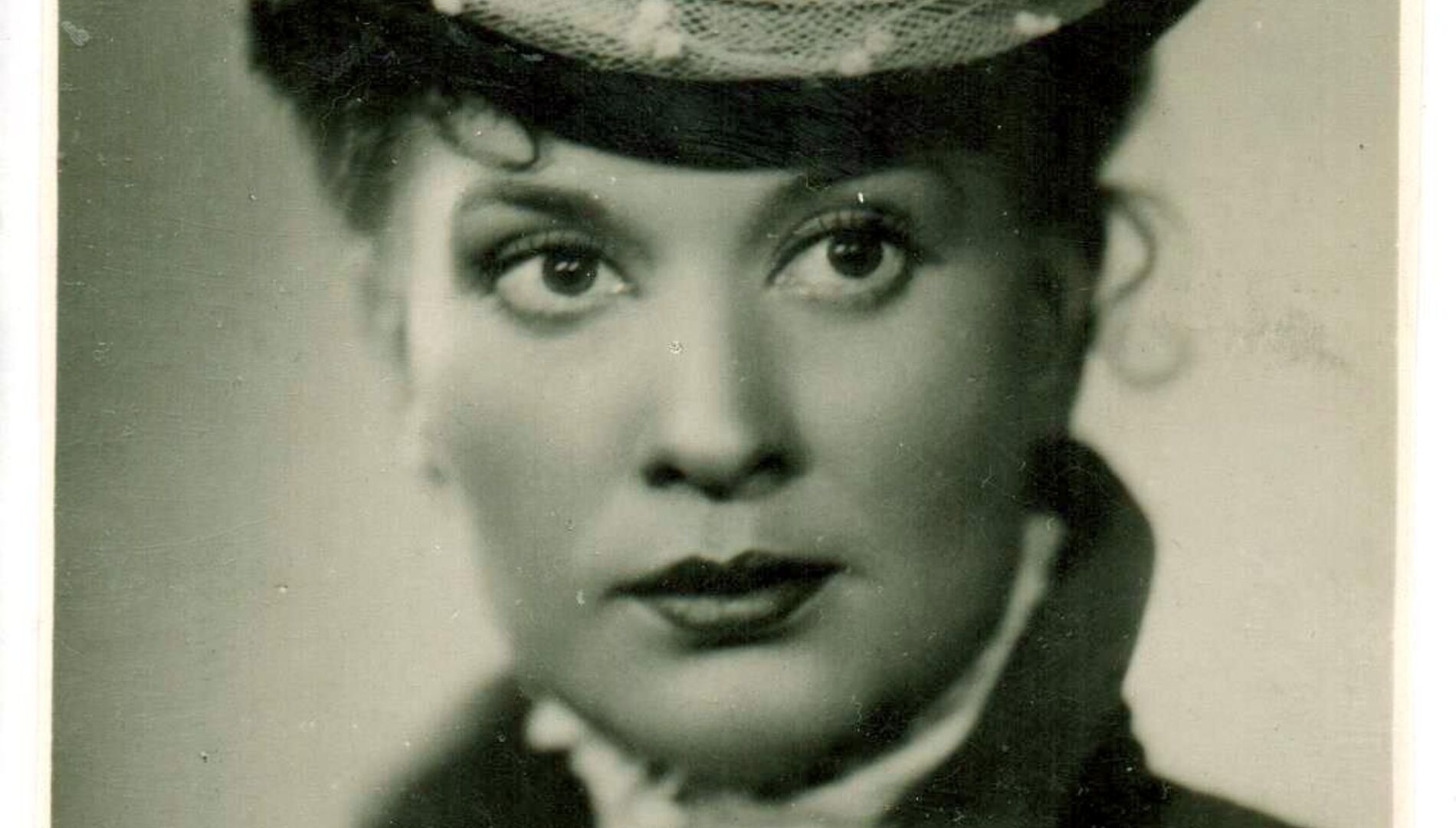 Портреты – воспоминания
о знаменитых актрисах
кинематографа советской эпохи.
Любовь Орлова. Нина Алисова.
Людмила Целиковская