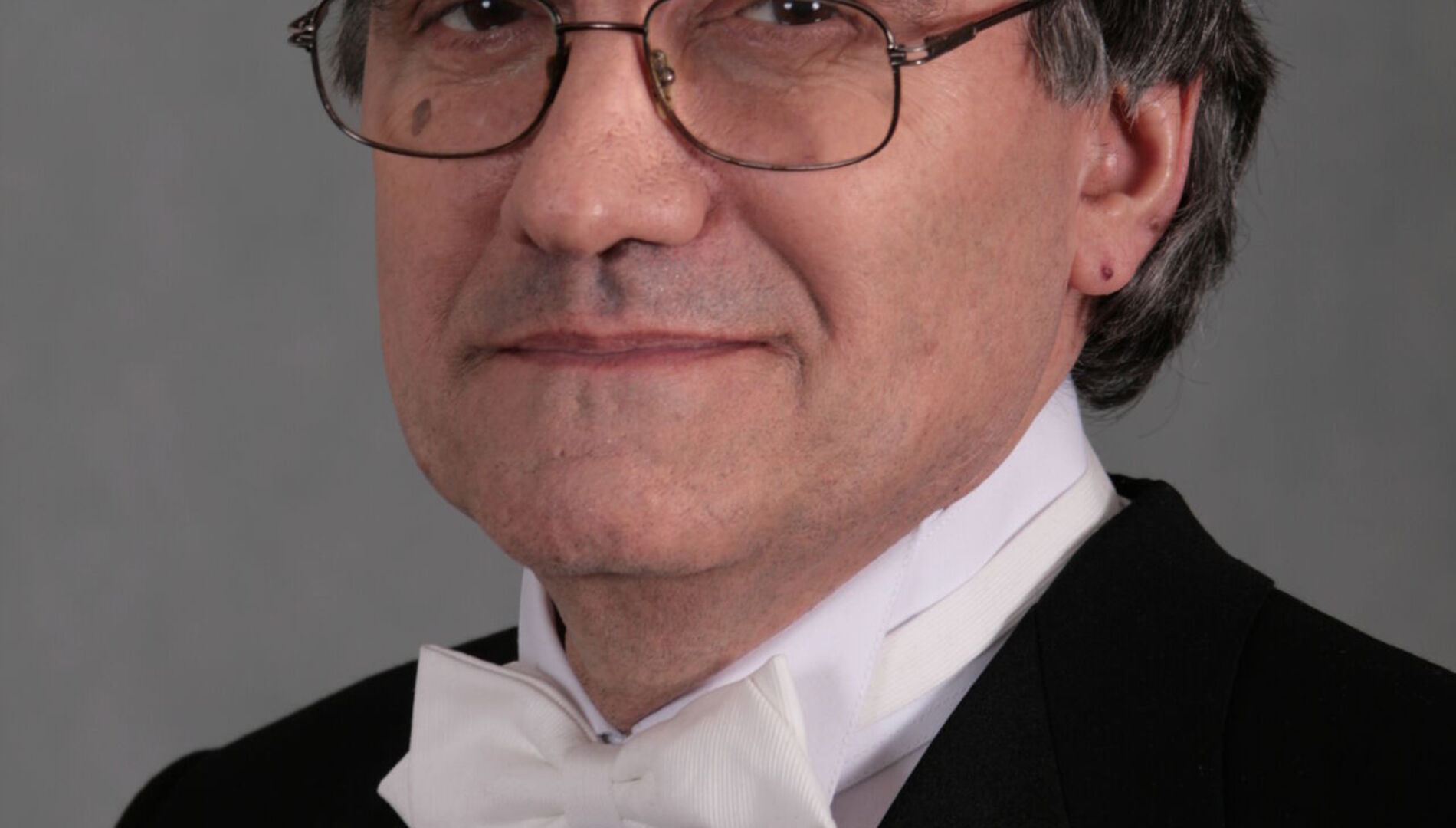 «Золотые голоса России».
Хибла Герзмава, Василий Ладюк.
Музыкальный фестиваль Василия Ладюка
«Опера Live»