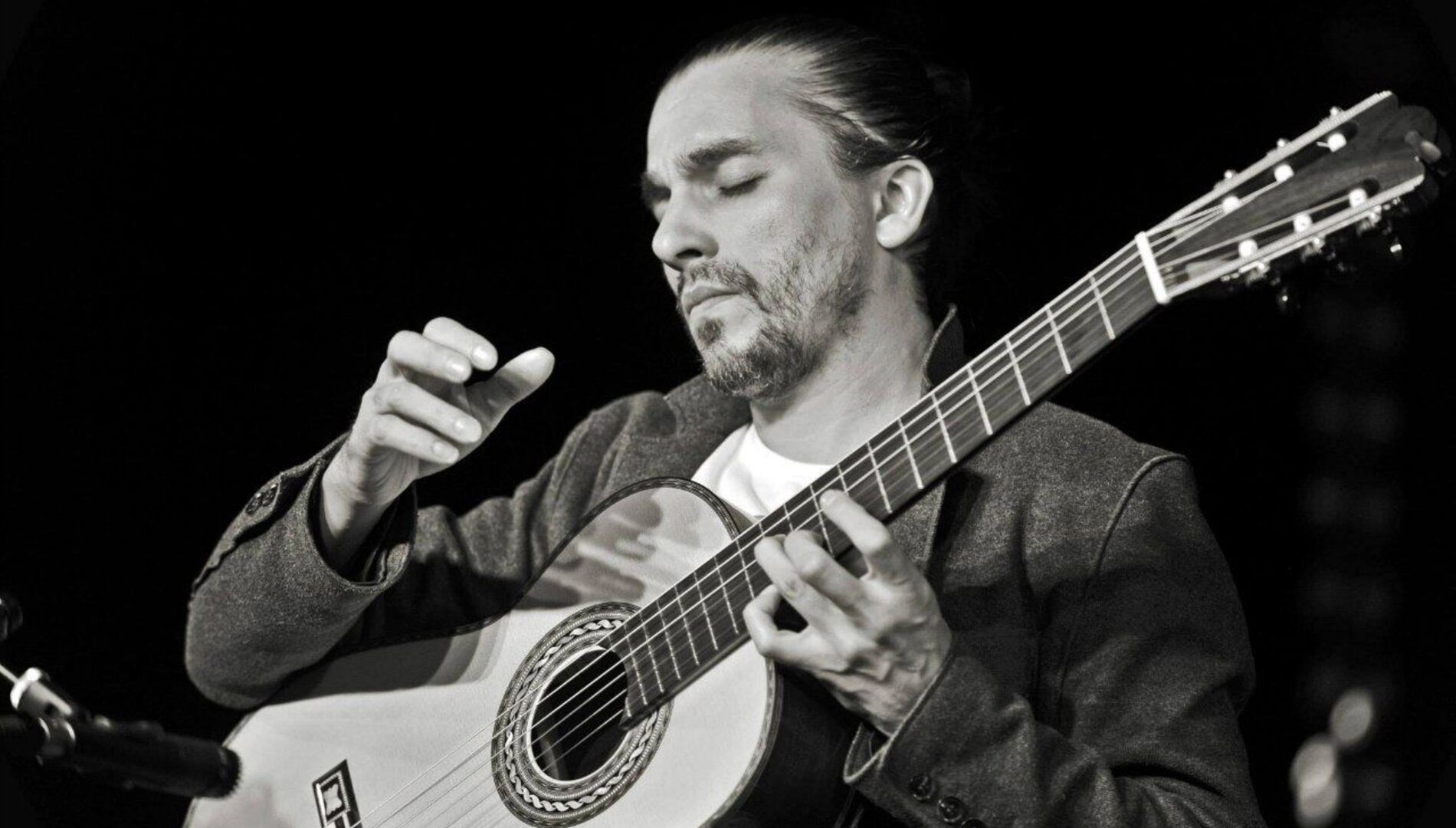 XI Московский международный фестиваль
«Виртуозы гитары».
Заключительный гала-концерт