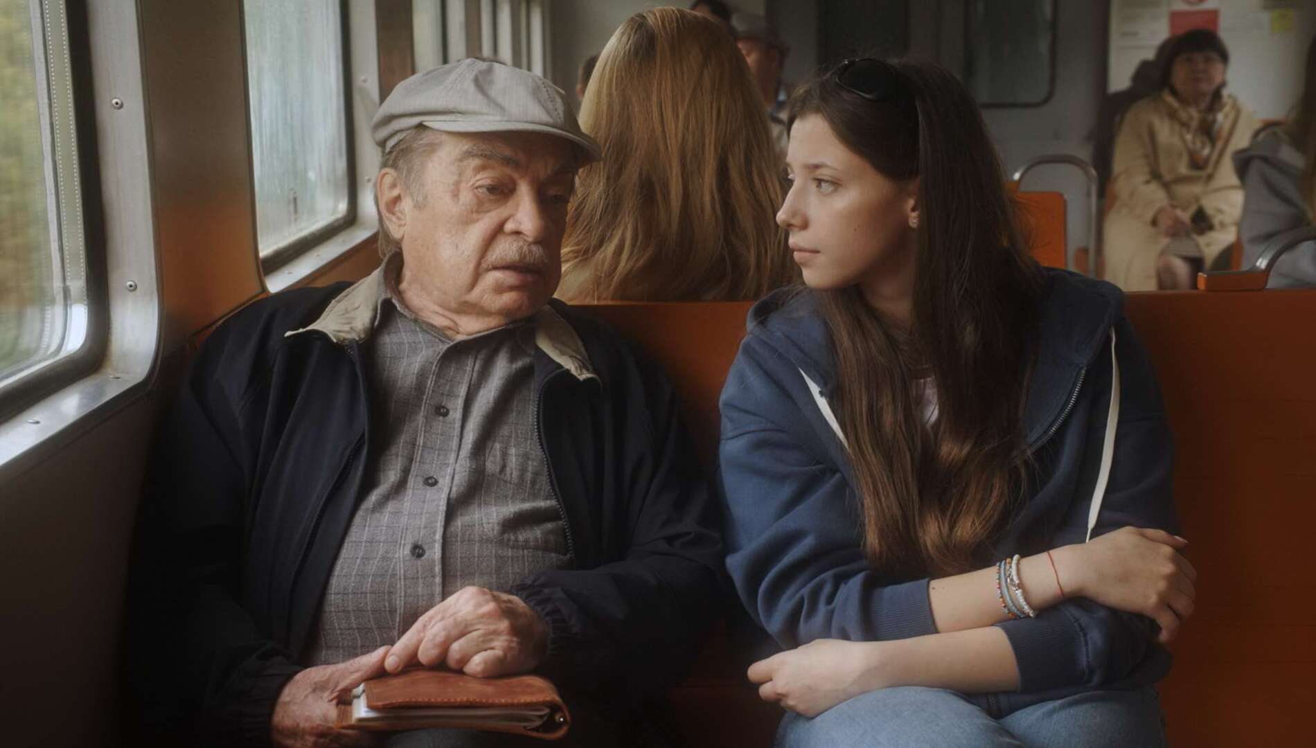 «Двое в одной жизни, не считая собаки»