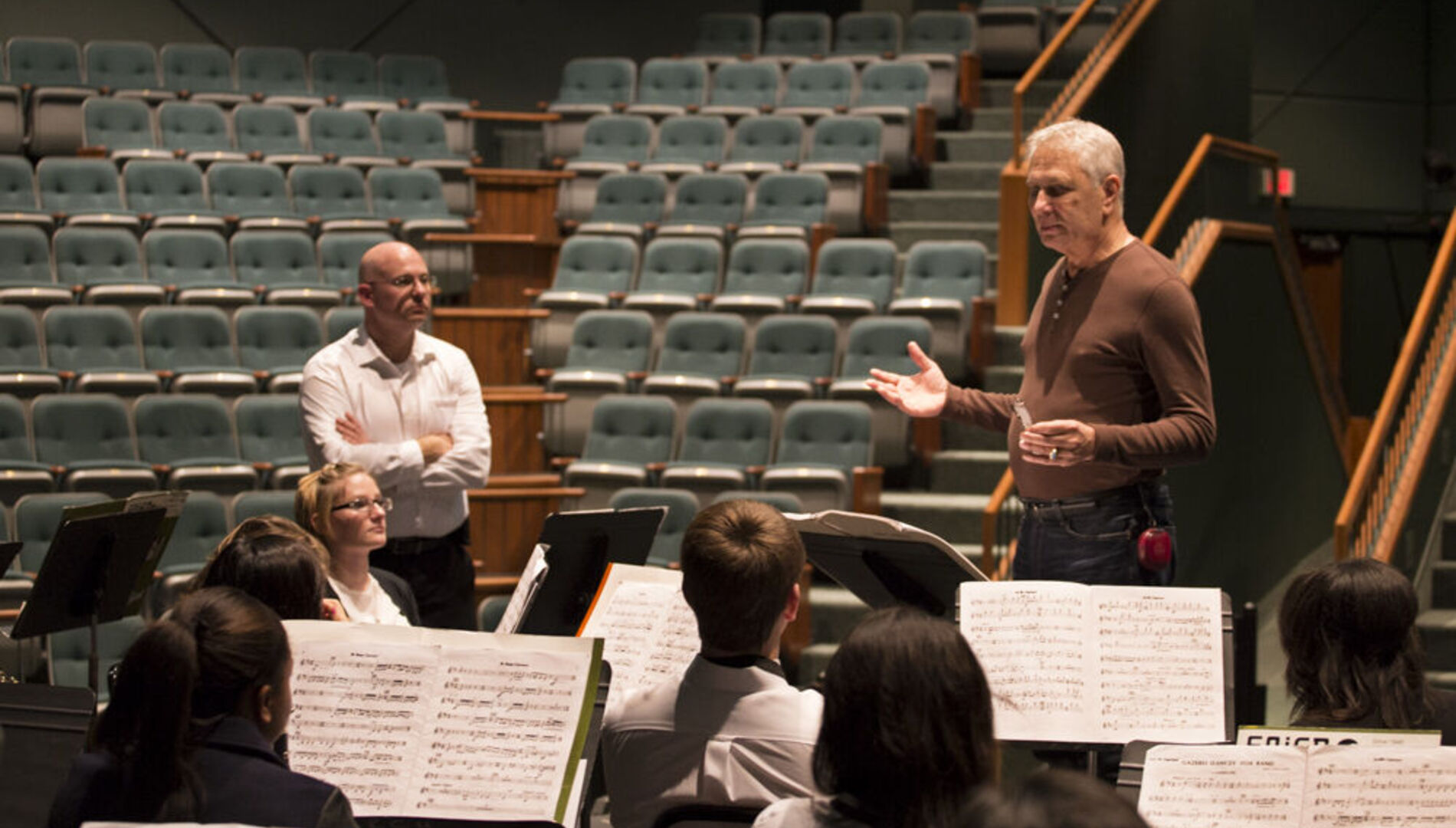 К музыке.
Пятикратный обладатель
премии «Грэмми»,
лауреат премии «Оскар»
Джон Корильяно. Юбилейный концерт
 в честь 80-летия композитора