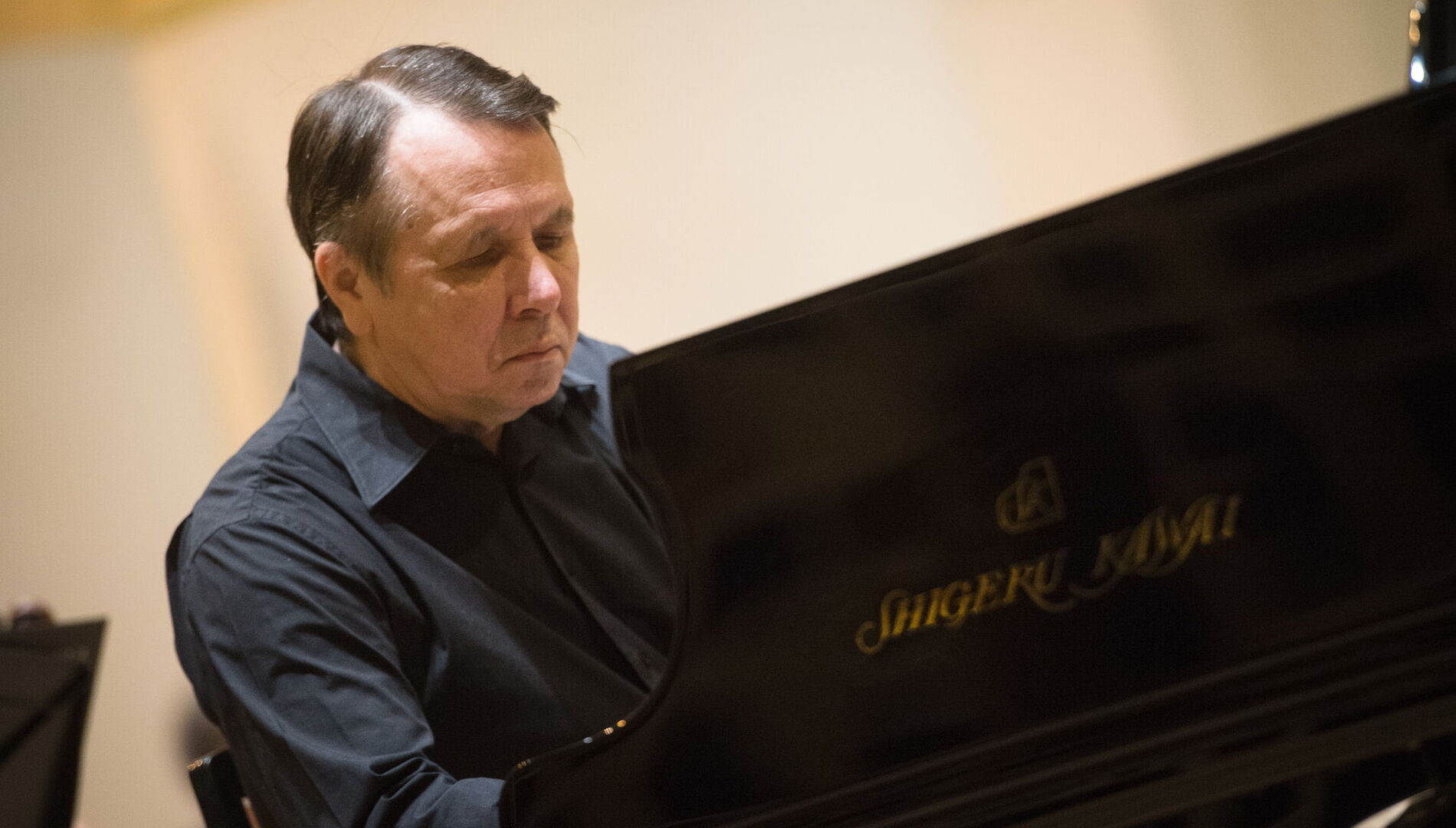 VIII Большой фестиваль РНО.
Михаил Плетнёв и Штефан Генц.
Камерный концерт