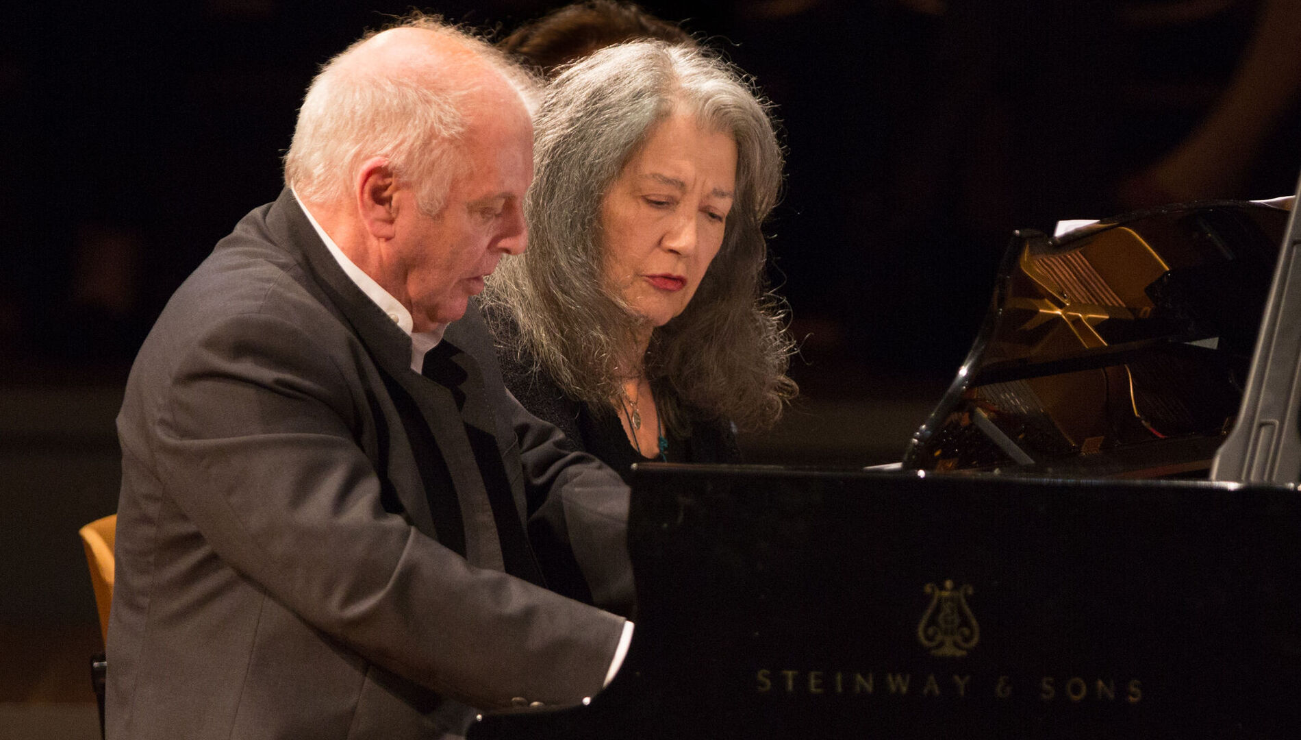 Берлинская филармония.
Фортепианный дуэт
Даниэль Баренбойм и Марта Аргерих