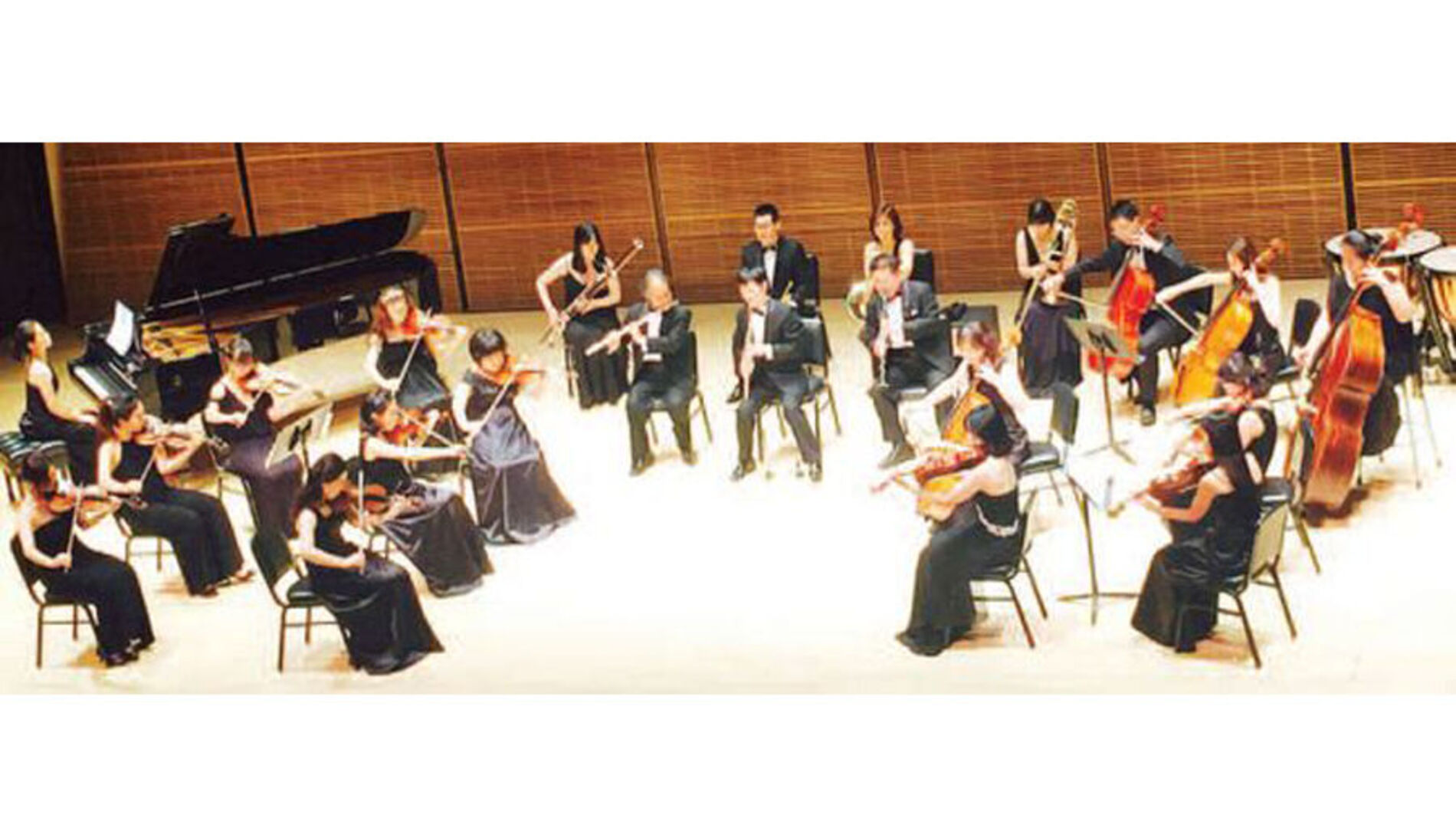 Камерный оркестр
Hearts of Vision (Южная Корея),
Сан Джэ Ли