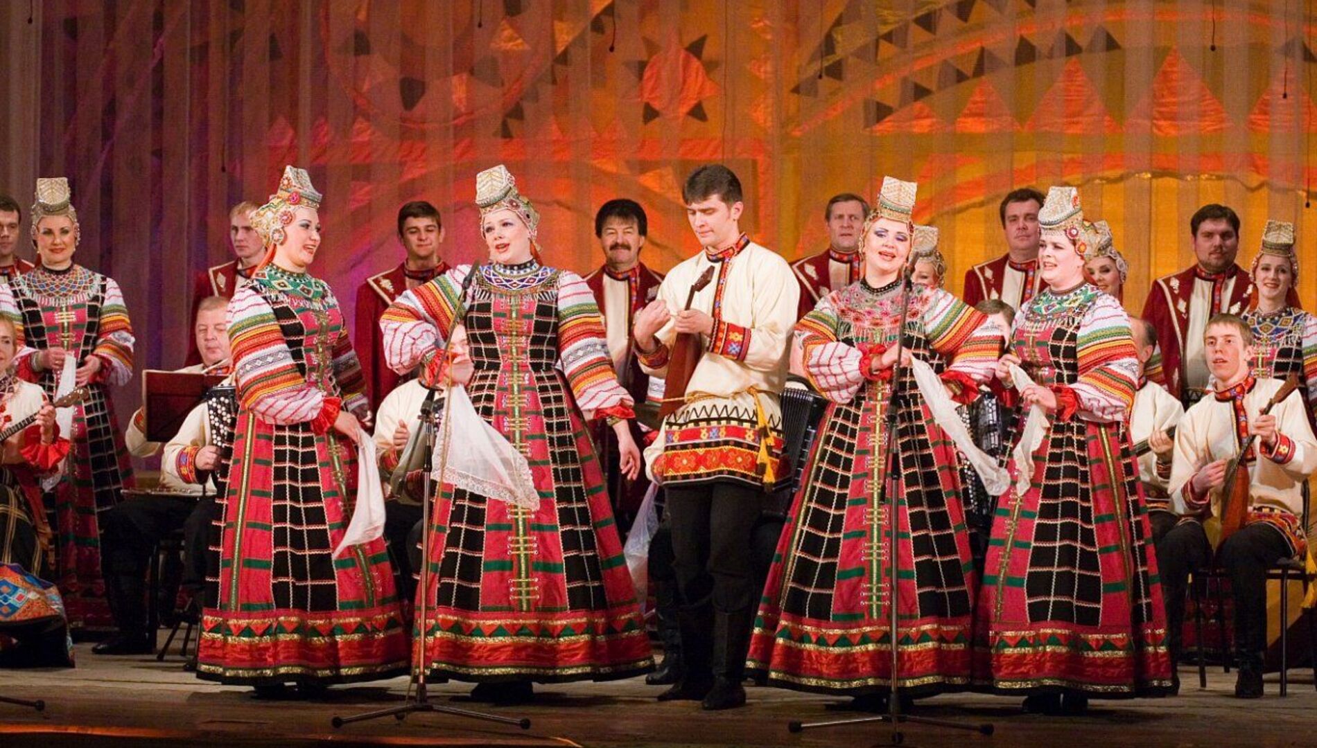 Государственный академический Воронежский русский народный хор имени К. И. Массалитинова