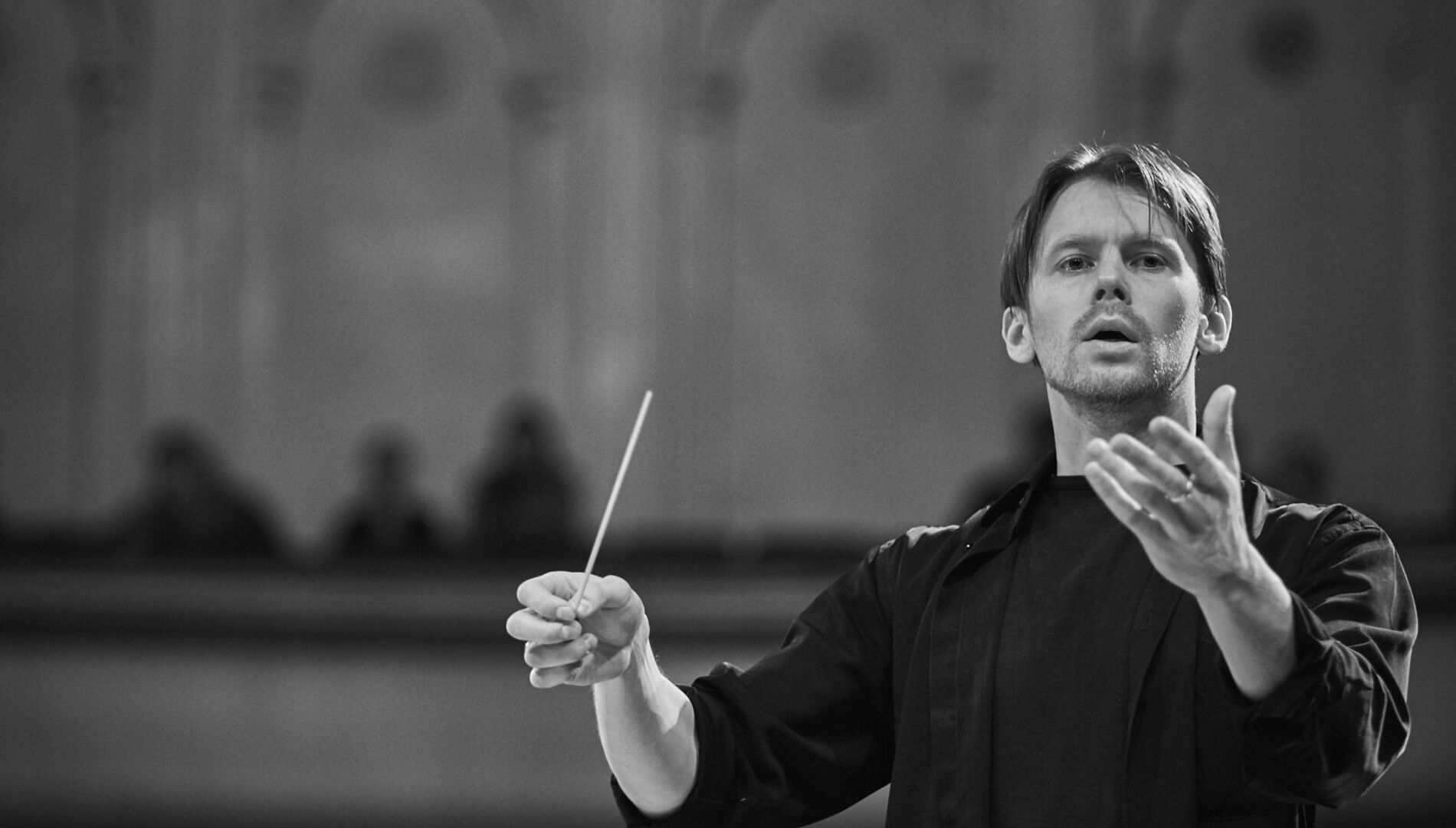 Заключительный гала-концерт
мастер-курса профессора
Юрия Симонова.
Шедевры мировой симфонической музыки