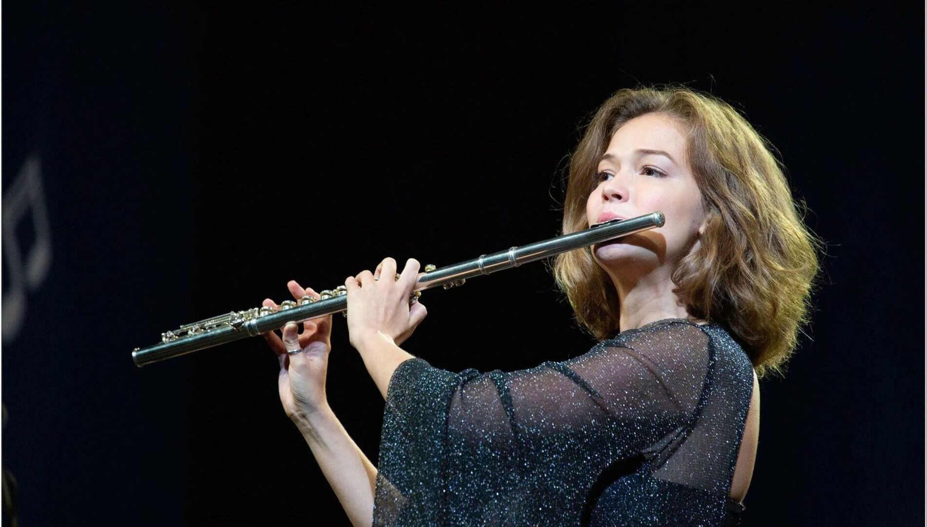 XV Юбилейный Московский международный
фестиваль «Виртуозы гитары».
Гала-концерт