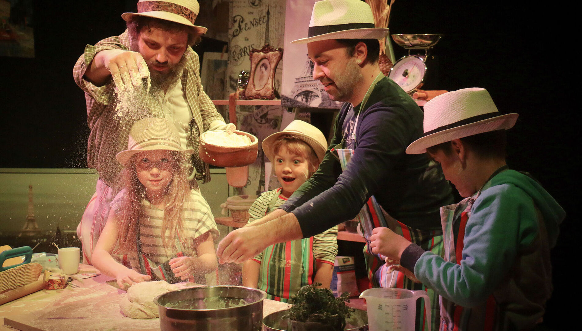 Семейная пекарня. Рождественский день.
Фестиваль новогодних каникул «Ёлка»