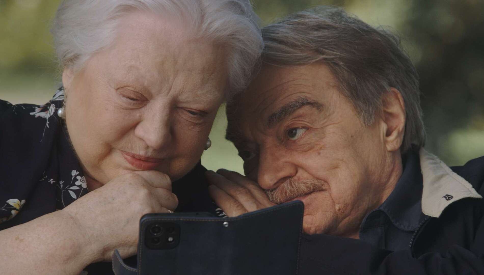 «Двое в одной жизни, не считая собаки»