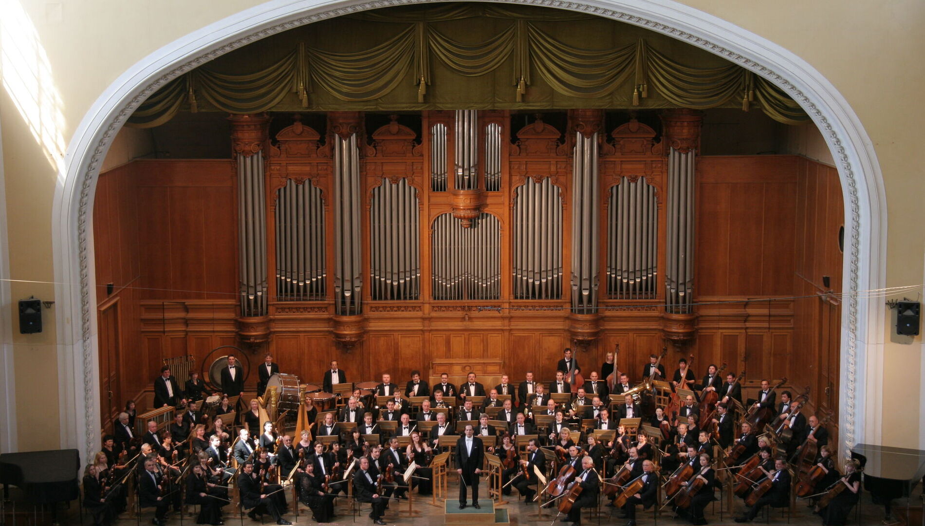 Московский государственный
академический симфонический
оркестр под управлением Павла Когана,
Павел Коган, Борис Андрианов,
Юлия Новикова