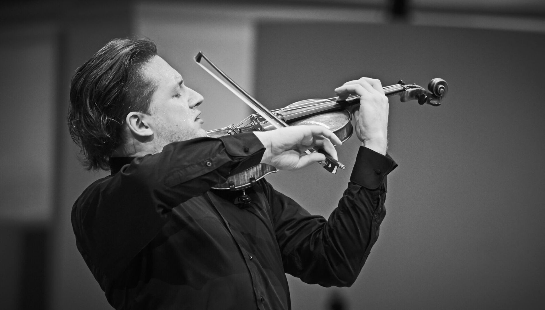 Павел Милюков,
Александр Бузлов,
Оркестр Московской филармонии,
Сергей Ролдугин