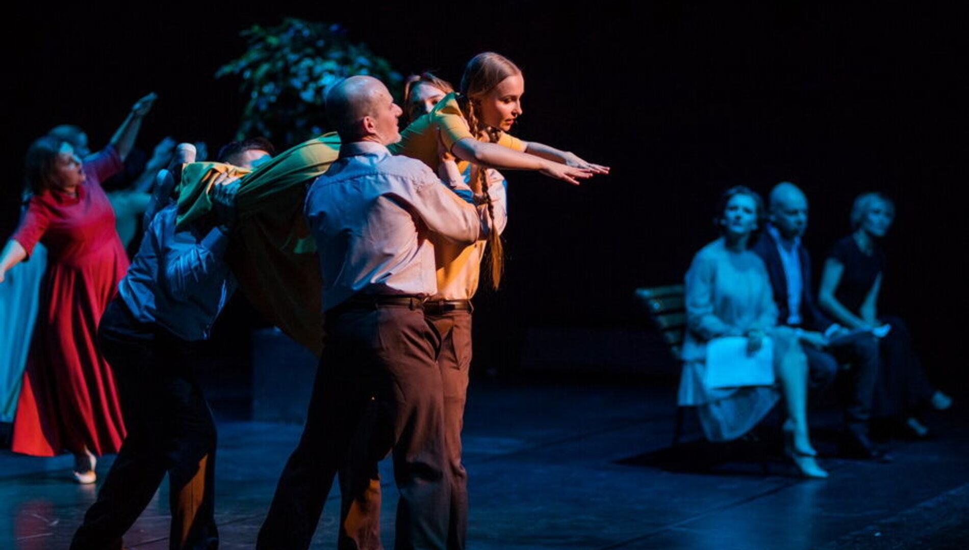 Спектакль «Прикасаемые/In Touch»