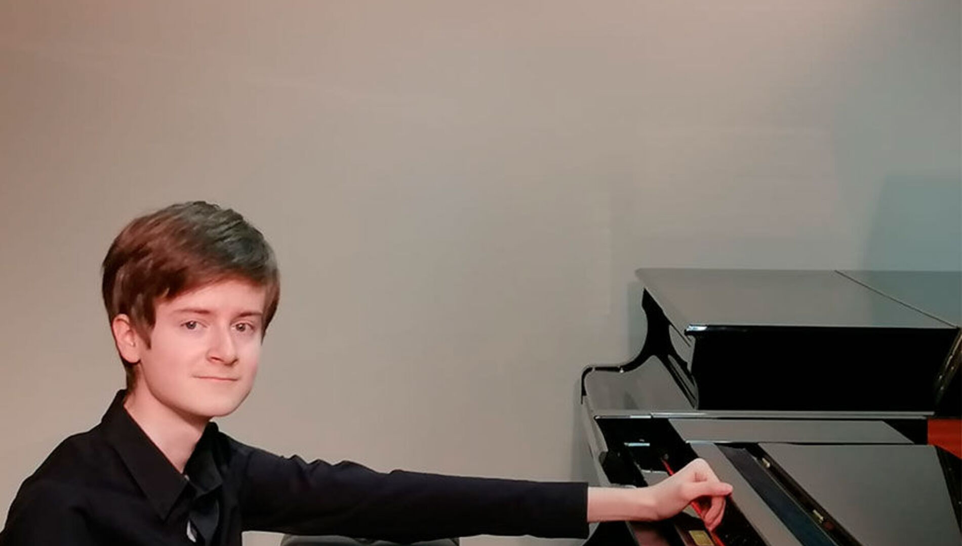 Фонд «Новые имена». 
 Президент – Денис Мацуев