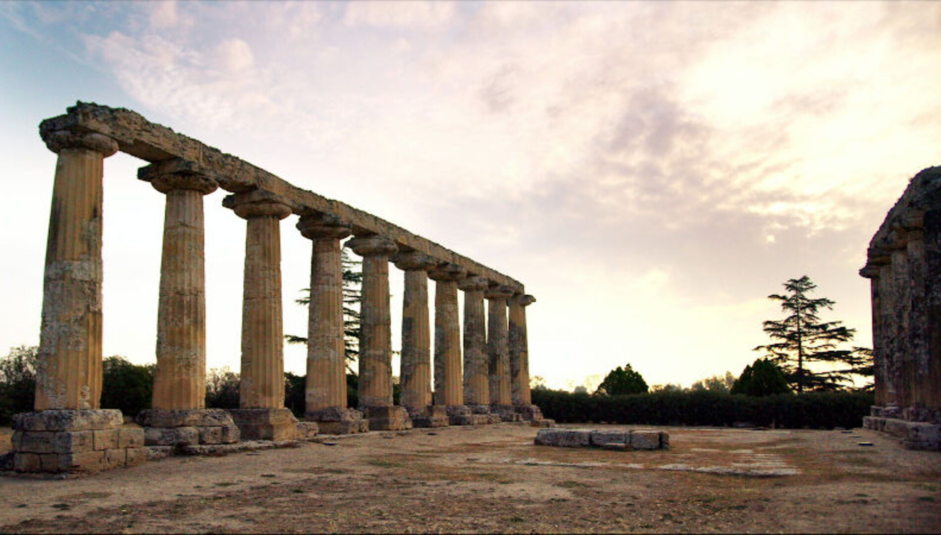 «Неизвестная Италия.
Матера — город из камня»