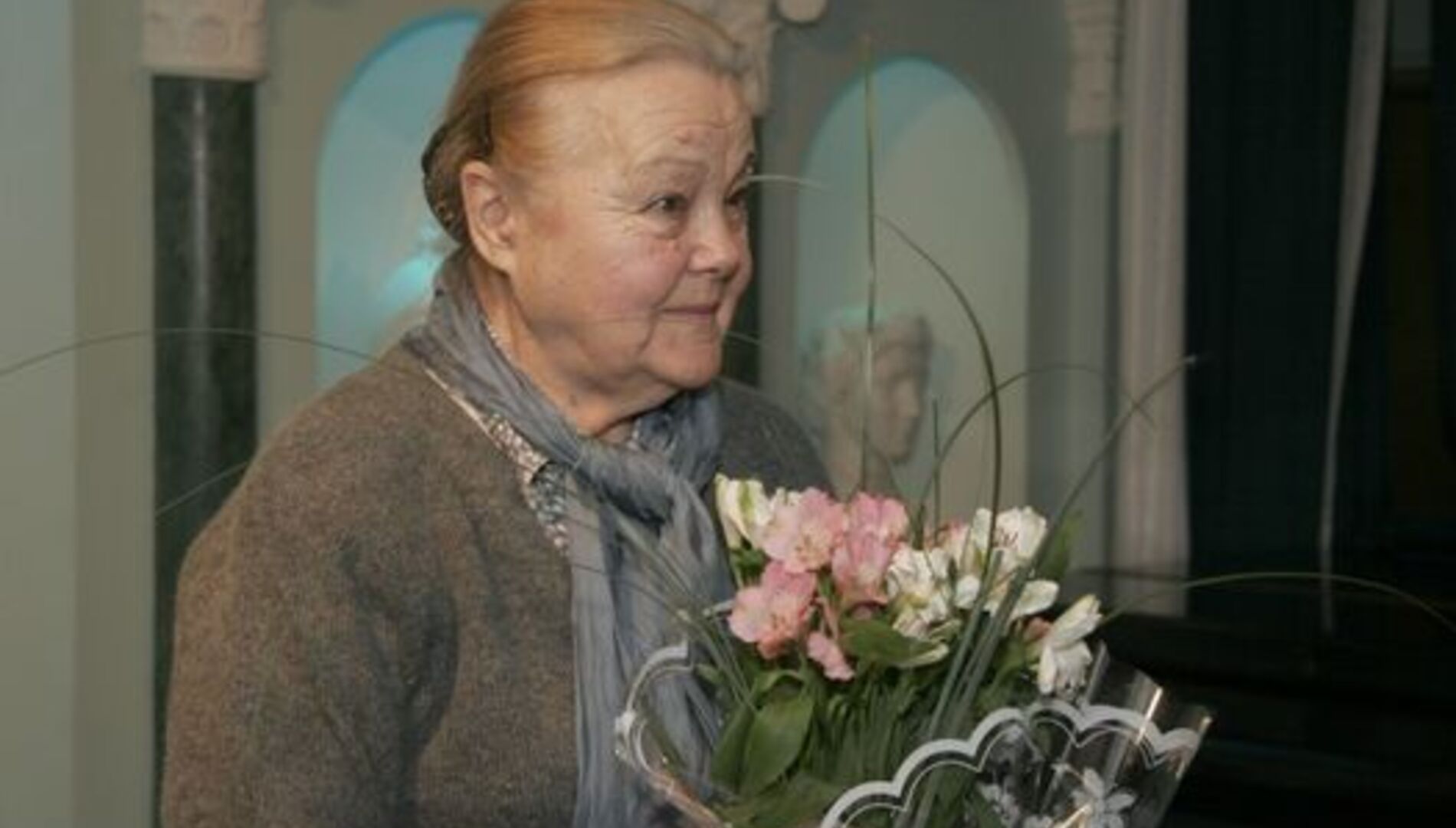 Третьяковская галерея.
Цикл дневных симфонических концертов.
Автор и ведущая - Светлана Виноградова.
Музыка в храме и на улице