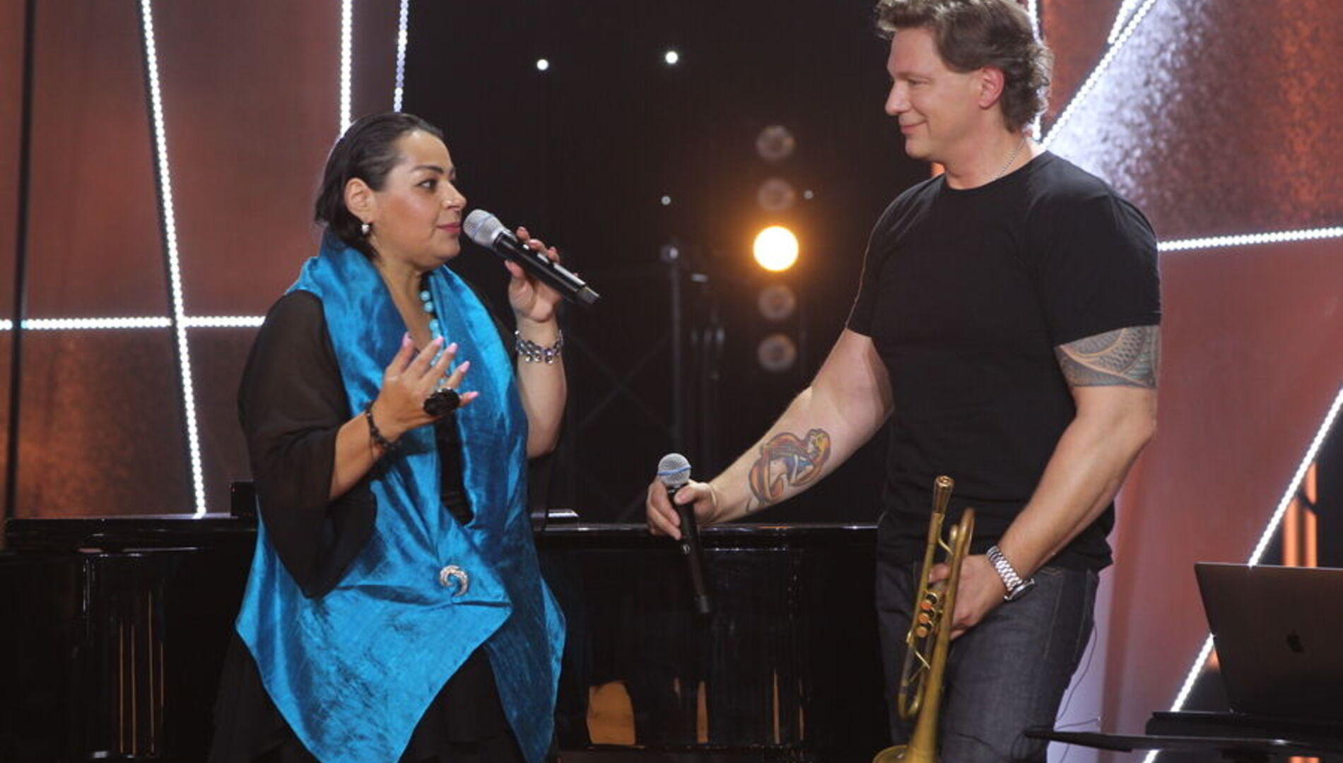 Клуб «Шаболовка, 37».
Телеканал «Россия-Культура» представляет.
Концерты – телевизионные съемки