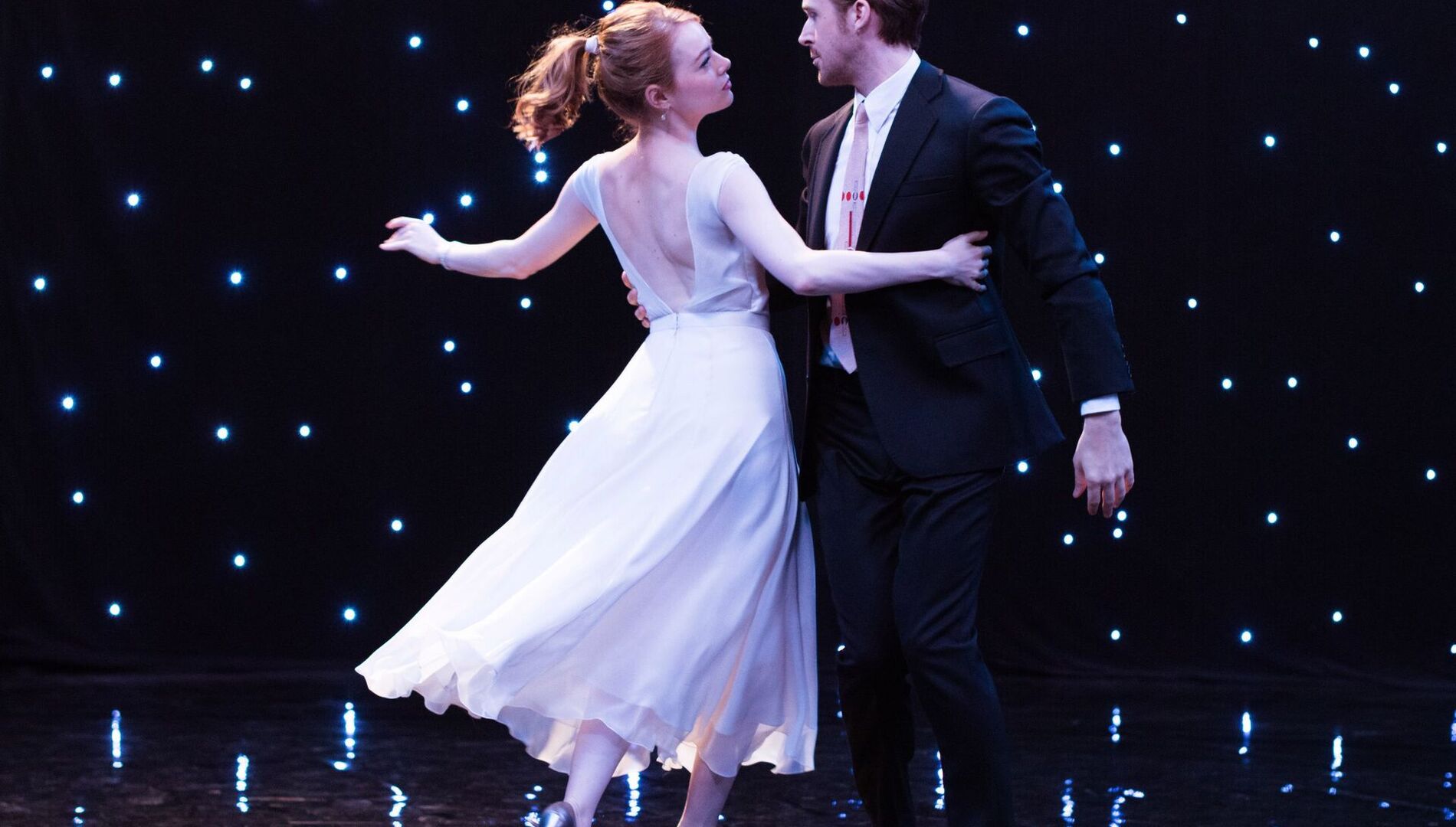 «Ла-Ла Ленд», мюзикл.
6 премий «Оскар» 2016