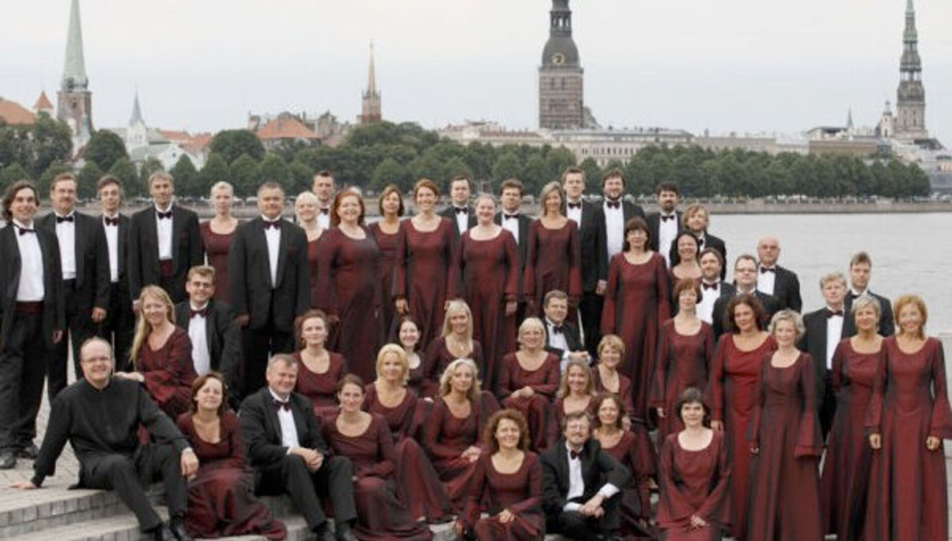 Оркестр «Консертгебау» (125 лет оркестру),
дирижер Марис Янсонс