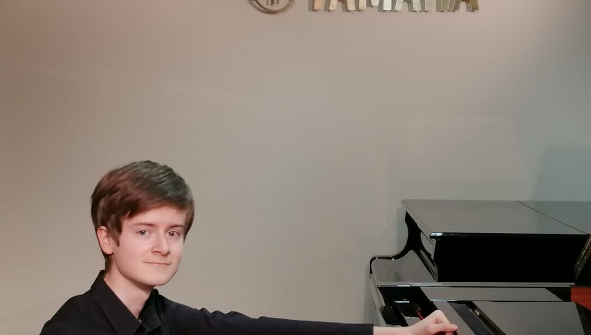 Фонд «Новые имена». 
 Президент – Денис Мацуев