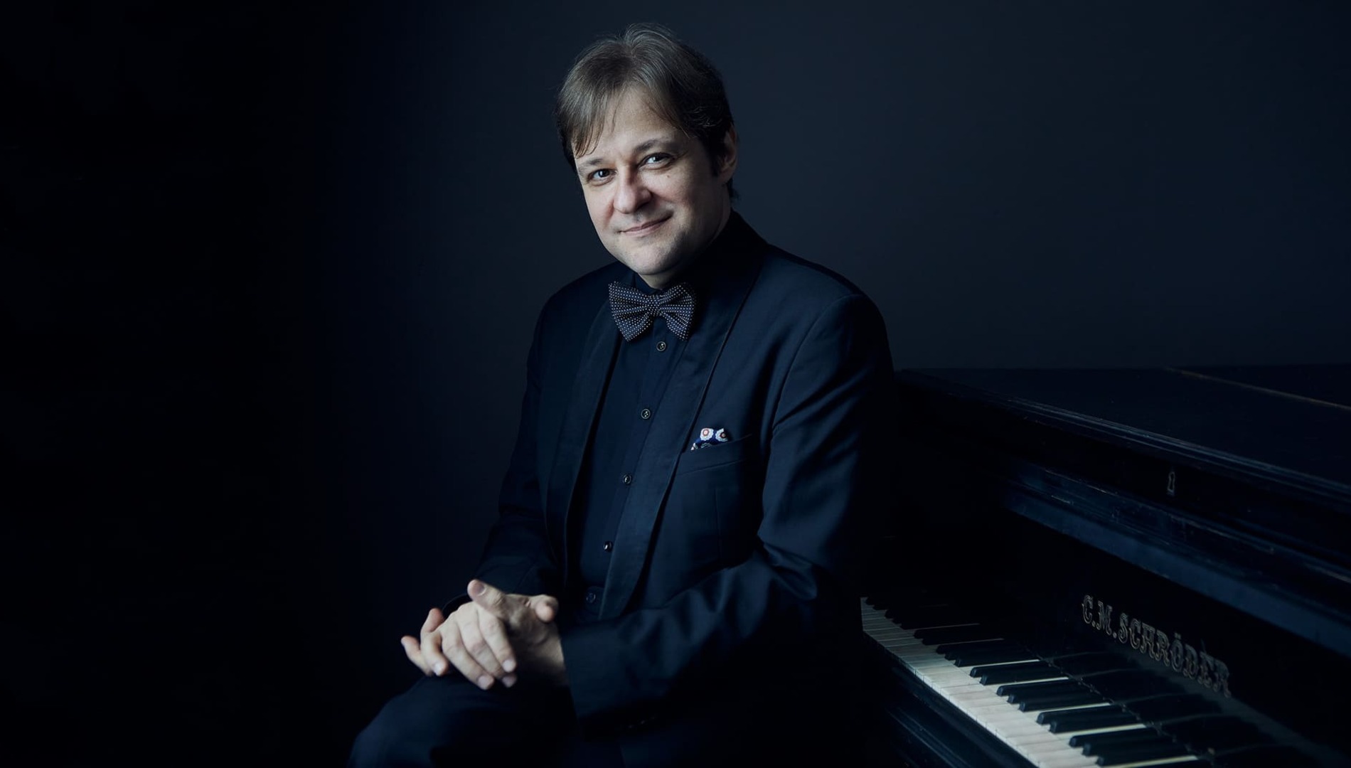 Играет и рассказывает Пётр Лаул