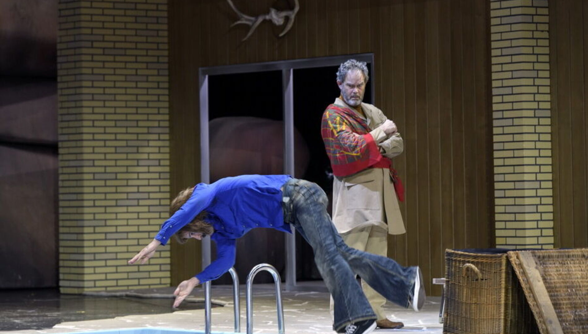 Джеральд Финли, Богдан Волков, Елена Стихина  в опере Дж. Верди «Фальстаф». Зальцбургский фестиваль