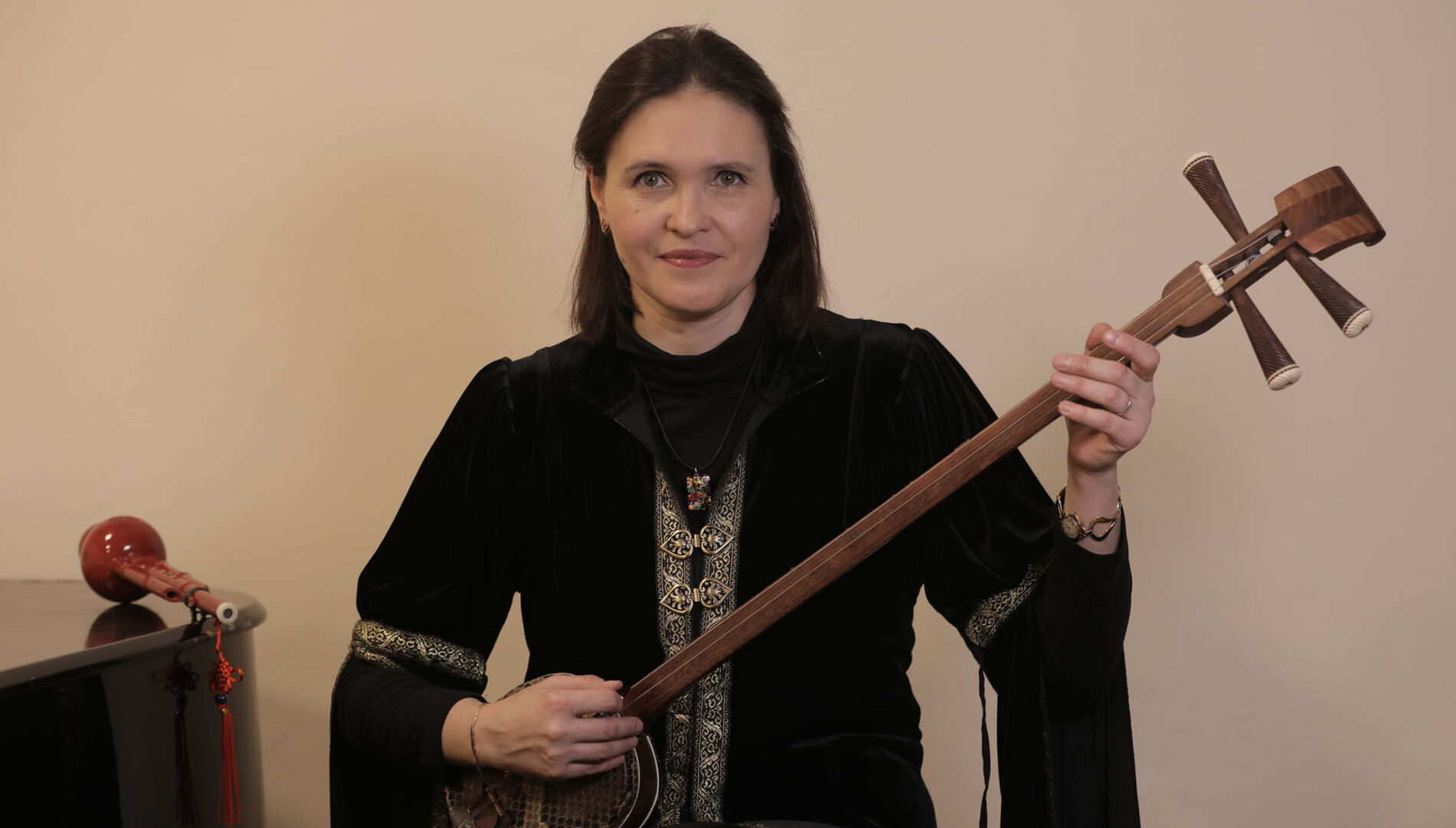 «Лепестки роз». Восточная медитация