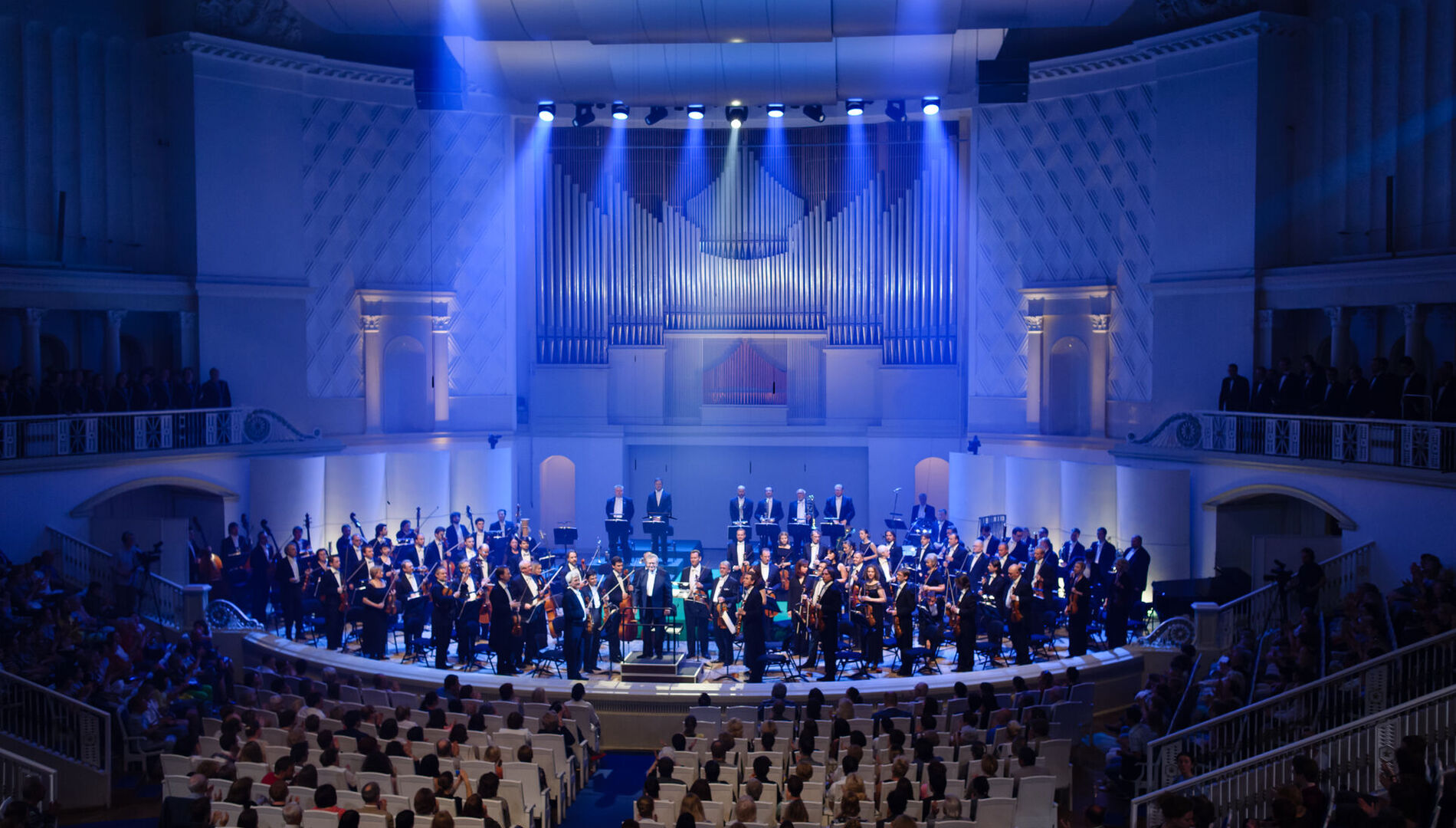 Новые оперные имена
Америки в России