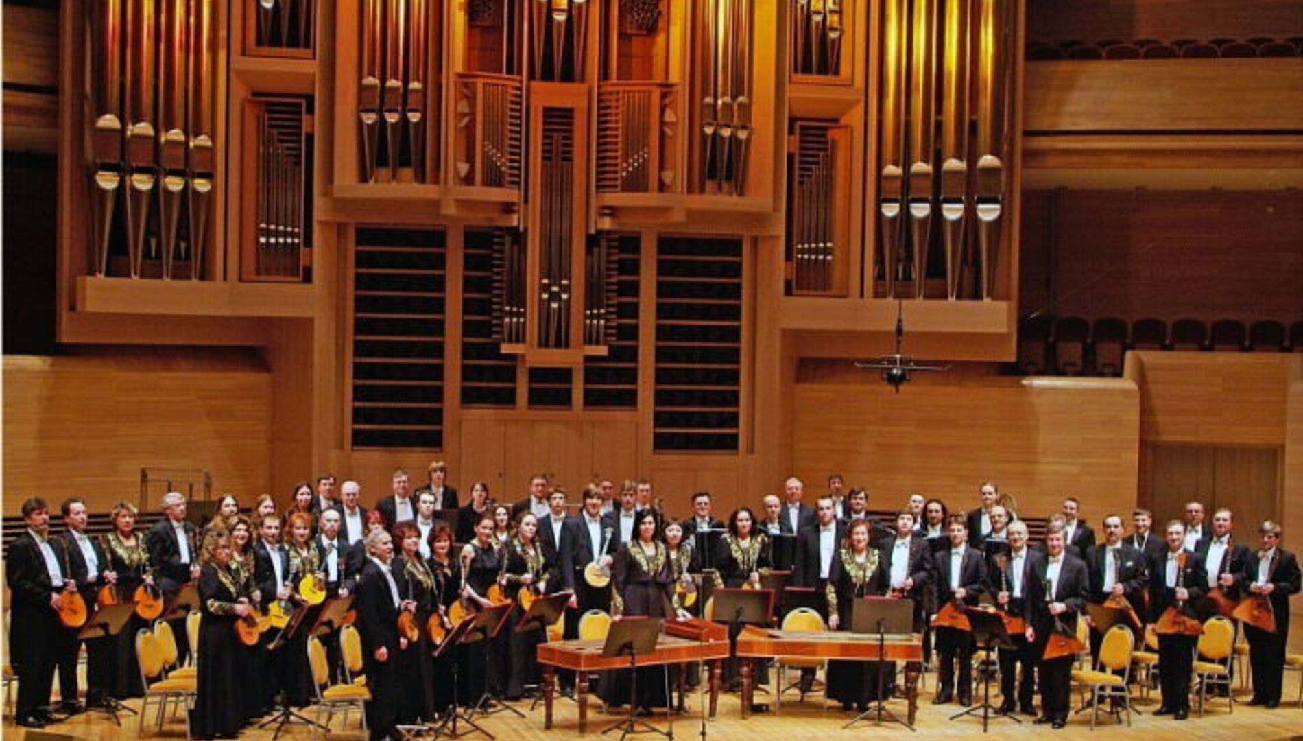 Академический оркестр
русских народных инструментов ВГТРК,
арт-группа «Хорус-квартет»