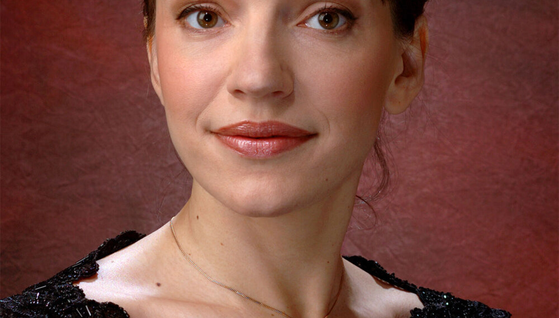 Цикл просветительских концертов
«Владимир Юровский дирижирует
и рассказывает».
Истории с оркестром. Похитители огня