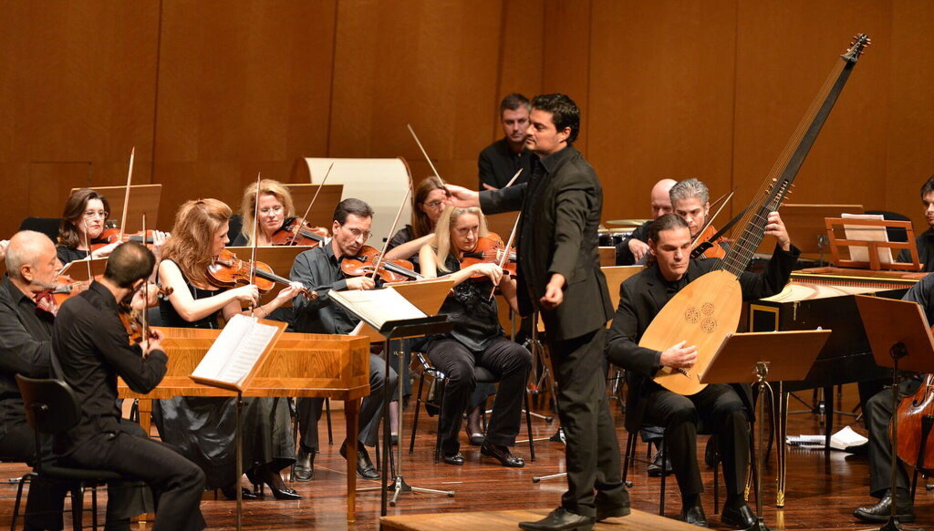 Вивальди – «Неистовый Роланд».
Оркестр Armonia Atenea, Георгиос Петру, Юлия Лежнева