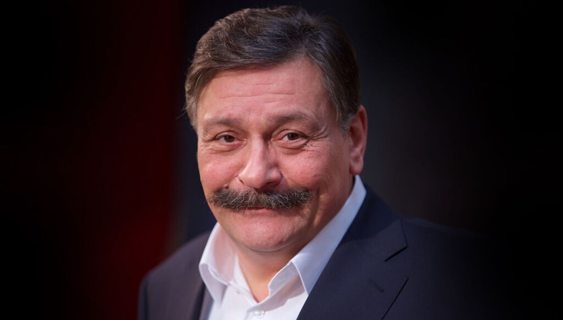 Пушкин, Чехов, Блок, Бальмонт, 
 Чёрный, Вознесенский, Кедрин, Шукшин